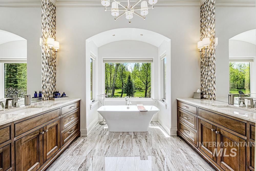 1582 E Rivers End Ct, Eagle, Idaho 83616, 5 Bedrooms, 5 Bathrooms, Residential For Sale, Price $7,495,000, 98982249