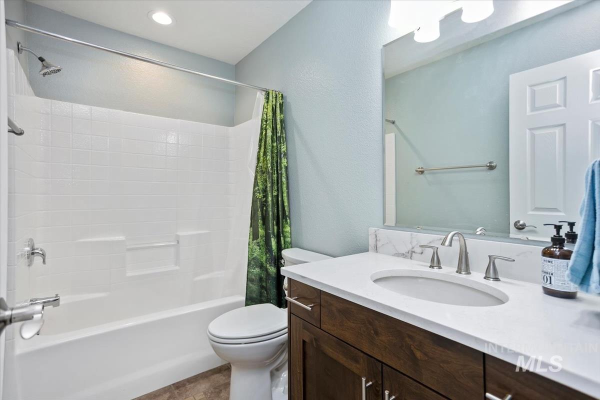 1701 E Kamay Ct, Meridian, Idaho 83646, 3 Bedrooms, 2 Bathrooms, Residential For Sale, Price $439,000, 98982252