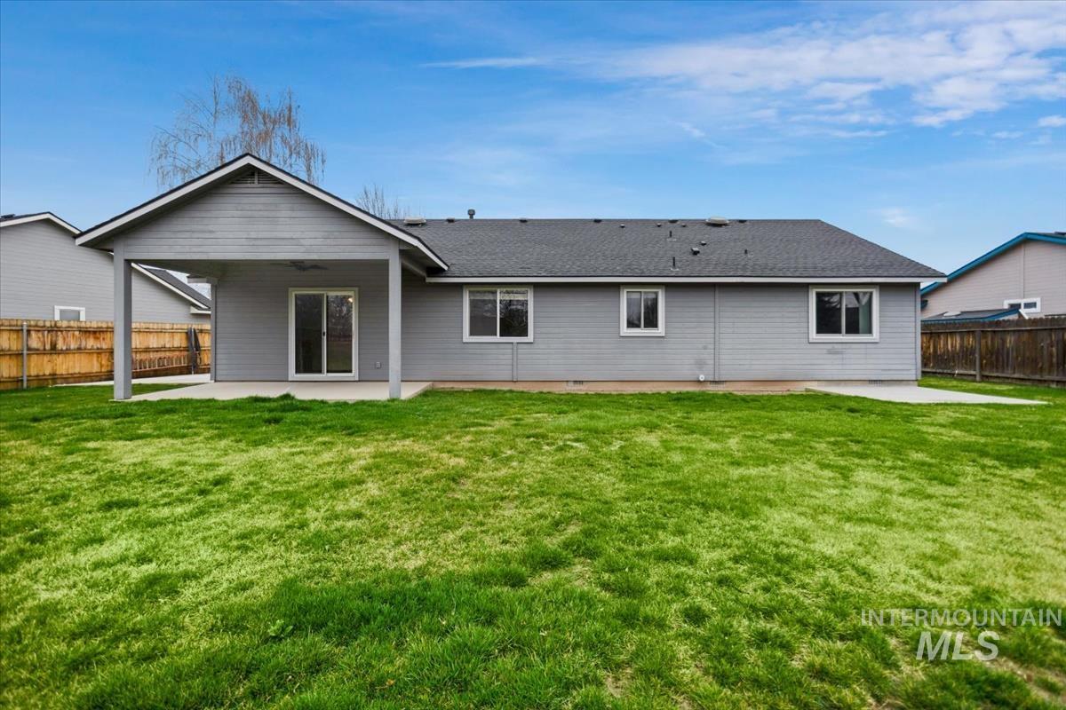 1701 E Kamay Ct, Meridian, Idaho 83646, 3 Bedrooms, 2 Bathrooms, Residential For Sale, Price $439,000, 98982252