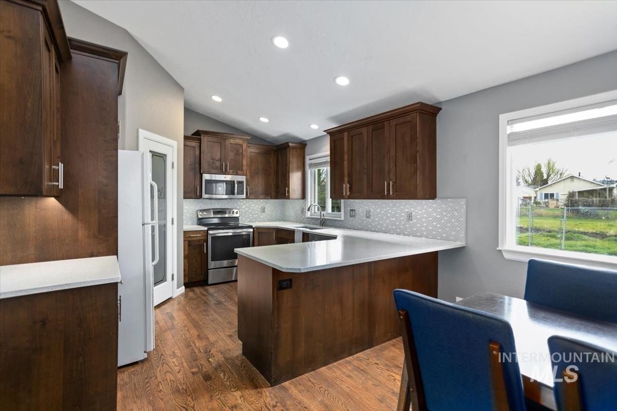 1701 E Kamay Ct, Meridian, Idaho 83646, 3 Bedrooms, 2 Bathrooms, Residential For Sale, Price $439,000, 98982252