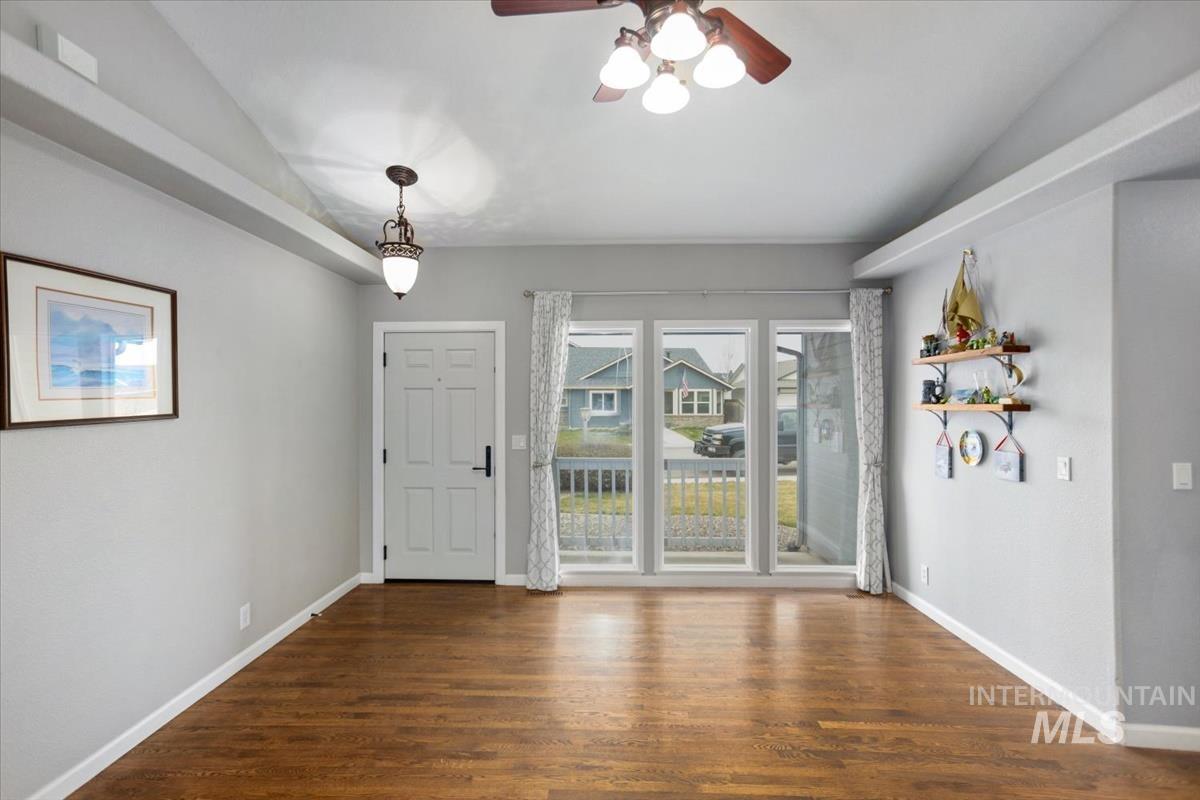 1701 E Kamay Ct, Meridian, Idaho 83646, 3 Bedrooms, 2 Bathrooms, Residential For Sale, Price $439,000, 98982252