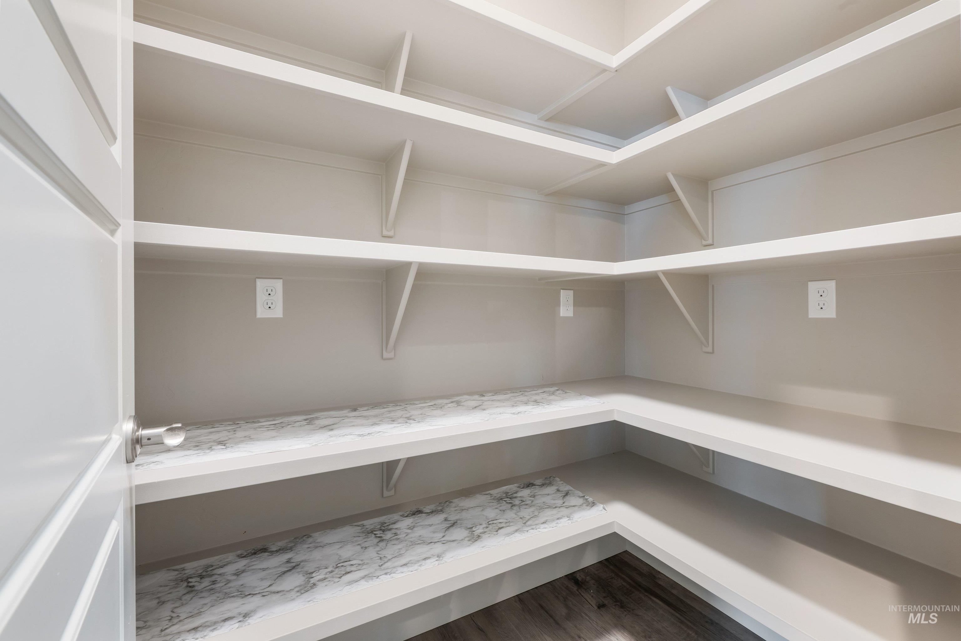 4067 Whistling Heights Way, Nampa, Idaho 83687, 4 Bedrooms, 3 Bathrooms, Residential For Sale, Price $610,000, 98982255