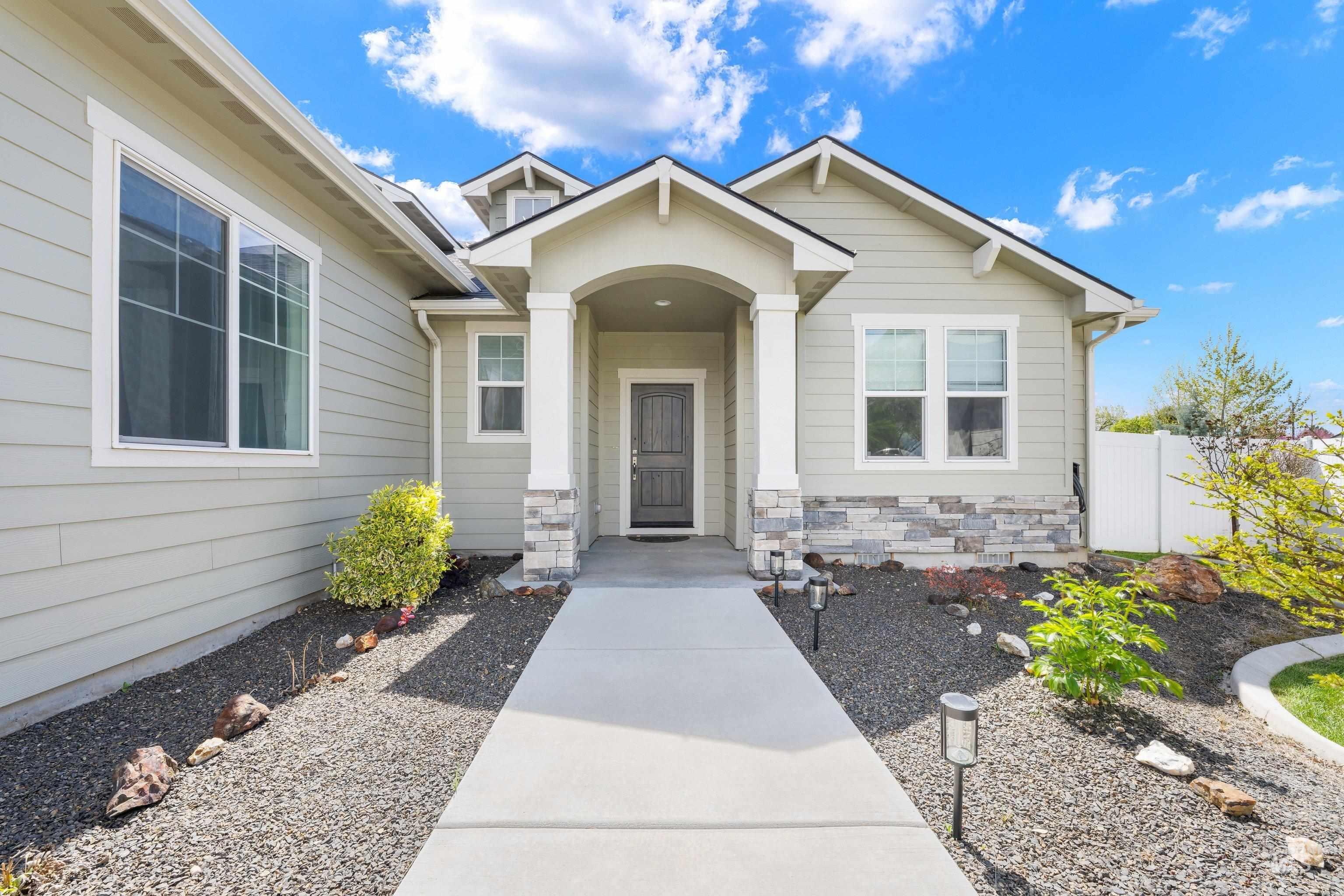 4067 Whistling Heights Way, Nampa, Idaho 83687, 4 Bedrooms, 3 Bathrooms, Residential For Sale, Price $610,000, 98982255