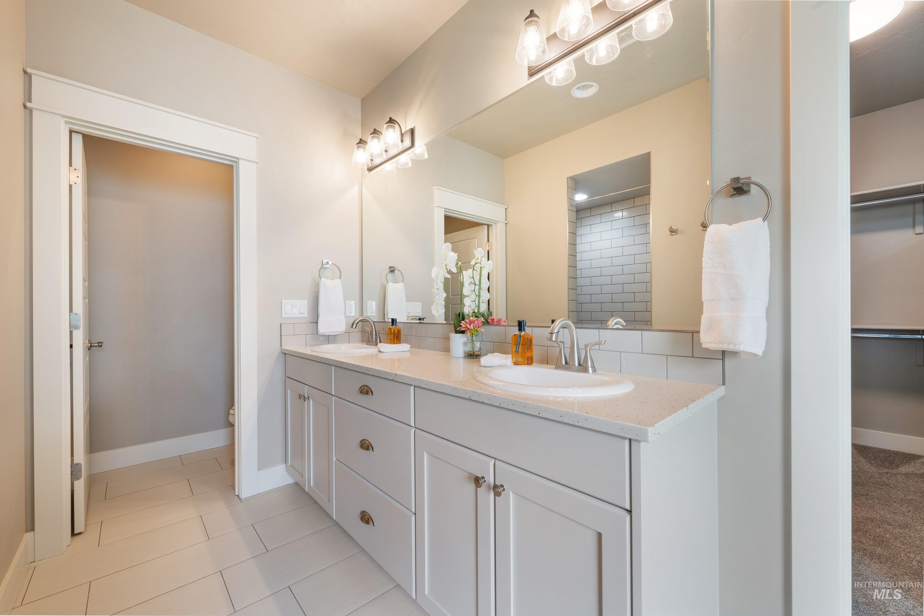 4067 Whistling Heights Way, Nampa, Idaho 83687, 4 Bedrooms, 3 Bathrooms, Residential For Sale, Price $610,000, 98982255