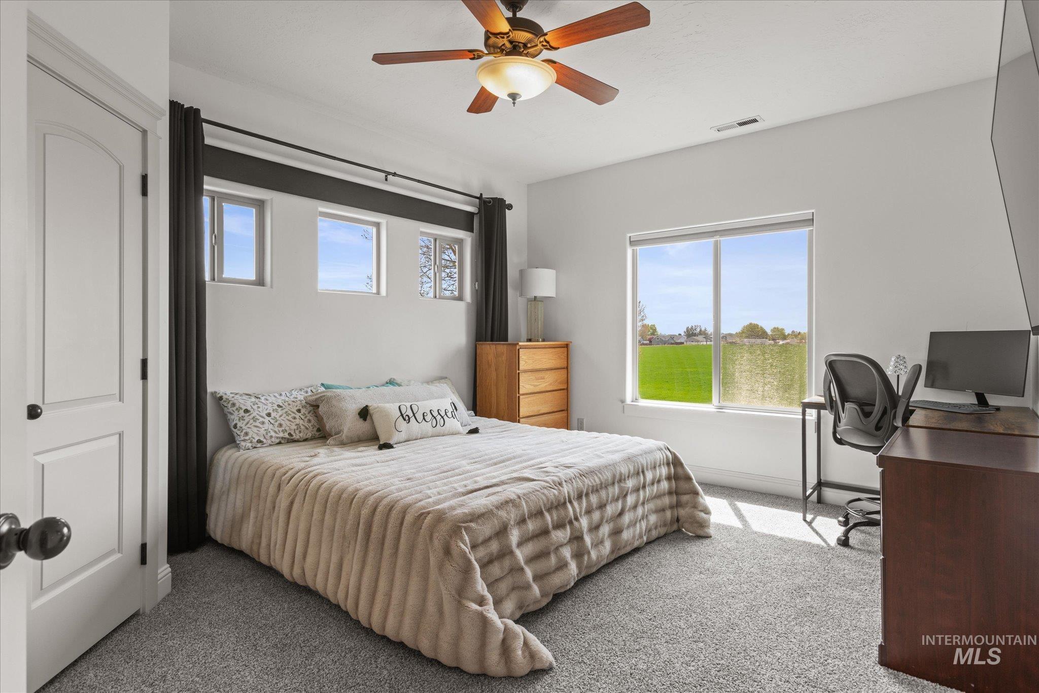 5375 W Ridgeside St, Meridian, Idaho 83646, 4 Bedrooms, 2.5 Bathrooms, Residential For Sale, Price $915,000, 98982268