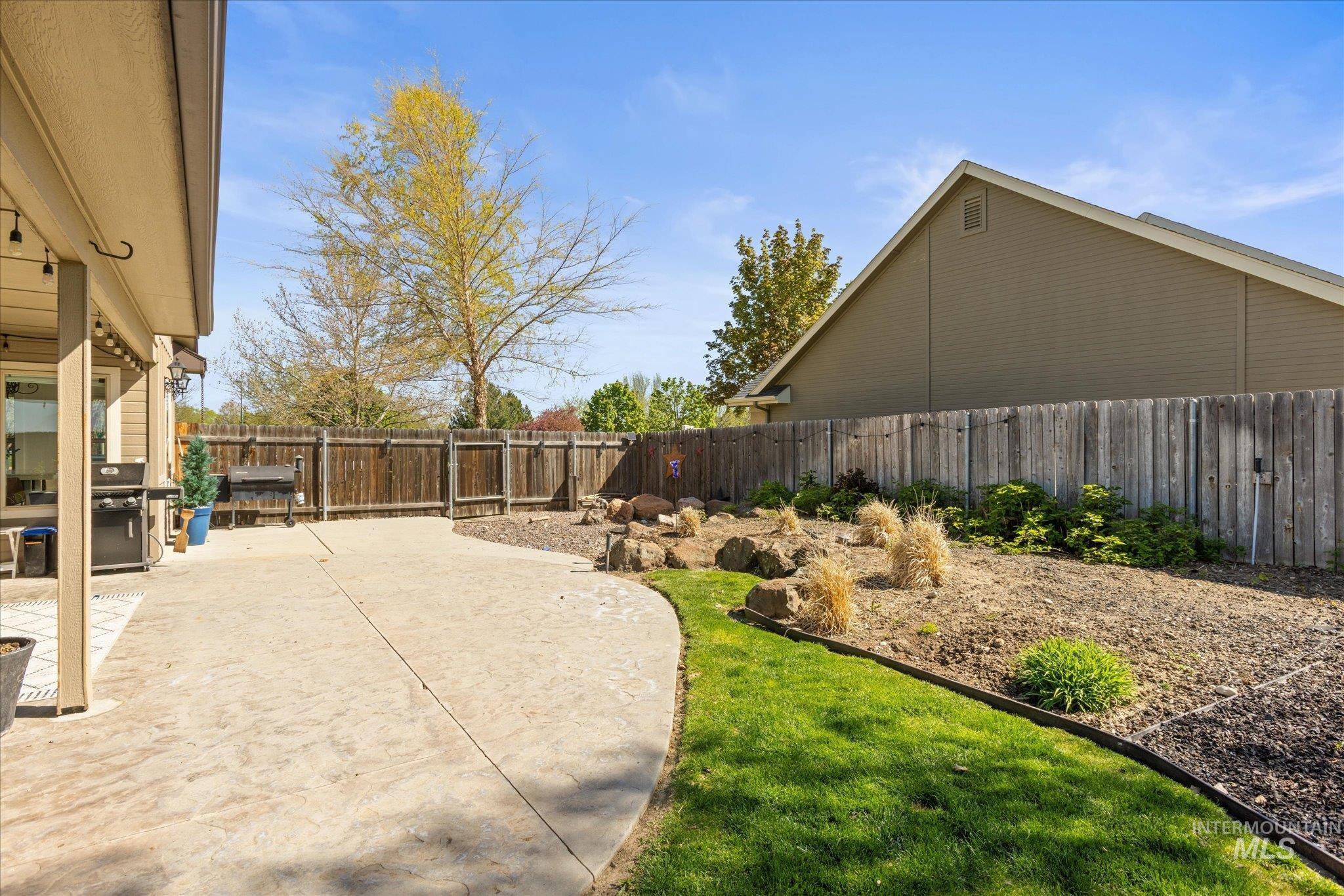 5375 W Ridgeside St, Meridian, Idaho 83646, 4 Bedrooms, 2.5 Bathrooms, Residential For Sale, Price $898,000, 98982268