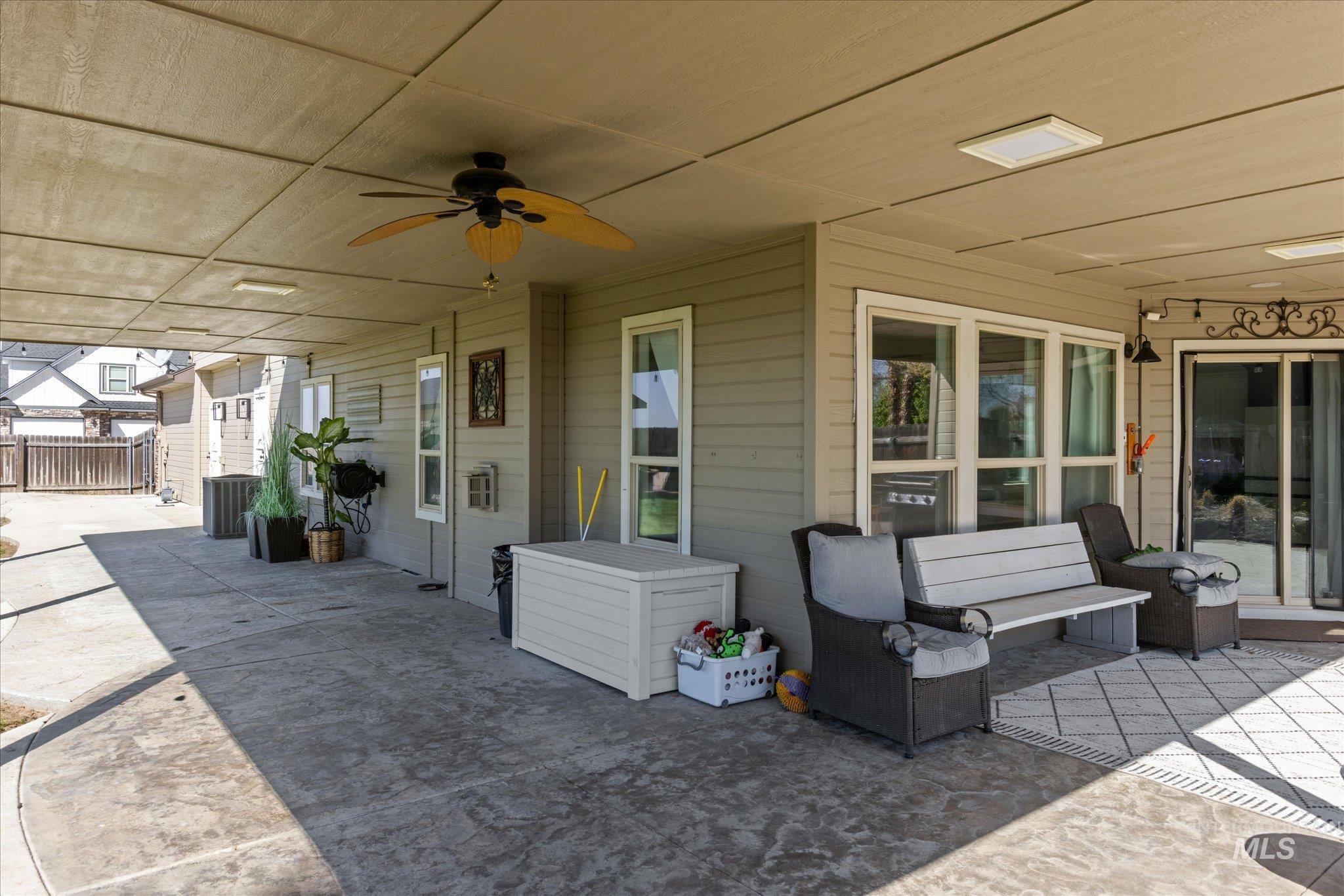 5375 W Ridgeside St, Meridian, Idaho 83646, 4 Bedrooms, 2.5 Bathrooms, Residential For Sale, Price $898,000, 98982268