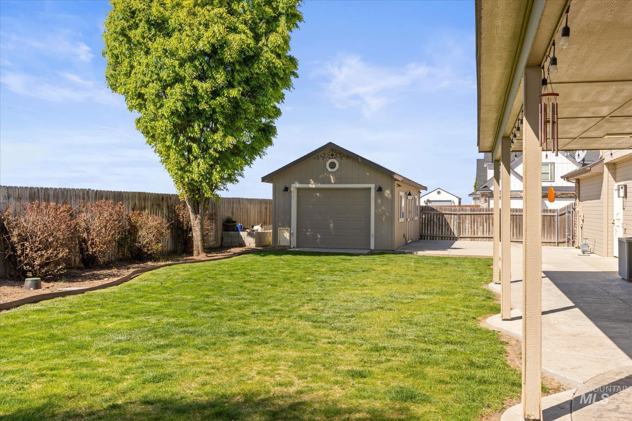 5375 W Ridgeside St, Meridian, Idaho 83646, 4 Bedrooms, 2.5 Bathrooms, Residential For Sale, Price $898,000, 98982268
