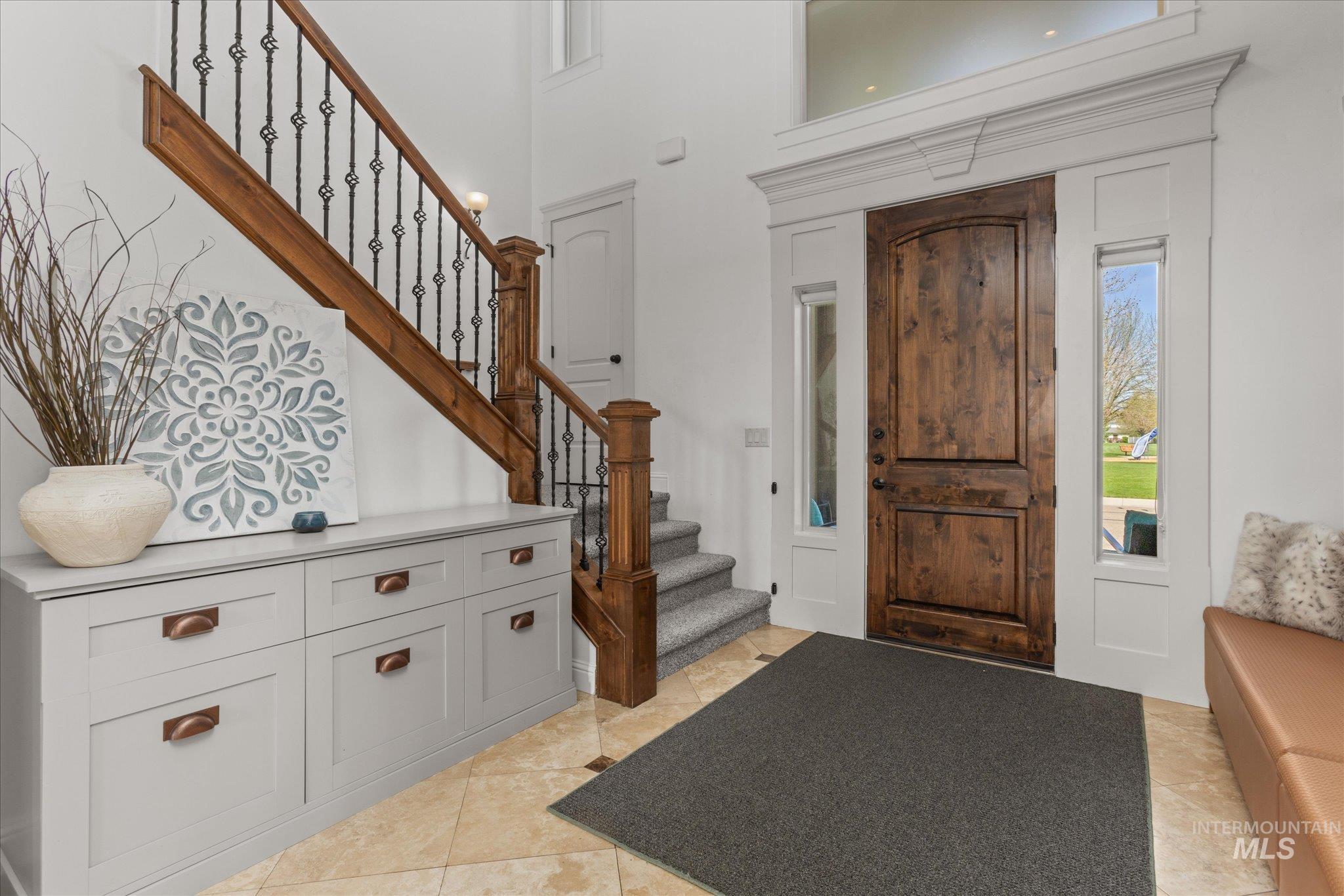 5375 W Ridgeside St, Meridian, Idaho 83646, 4 Bedrooms, 2.5 Bathrooms, Residential For Sale, Price $915,000, 98982268