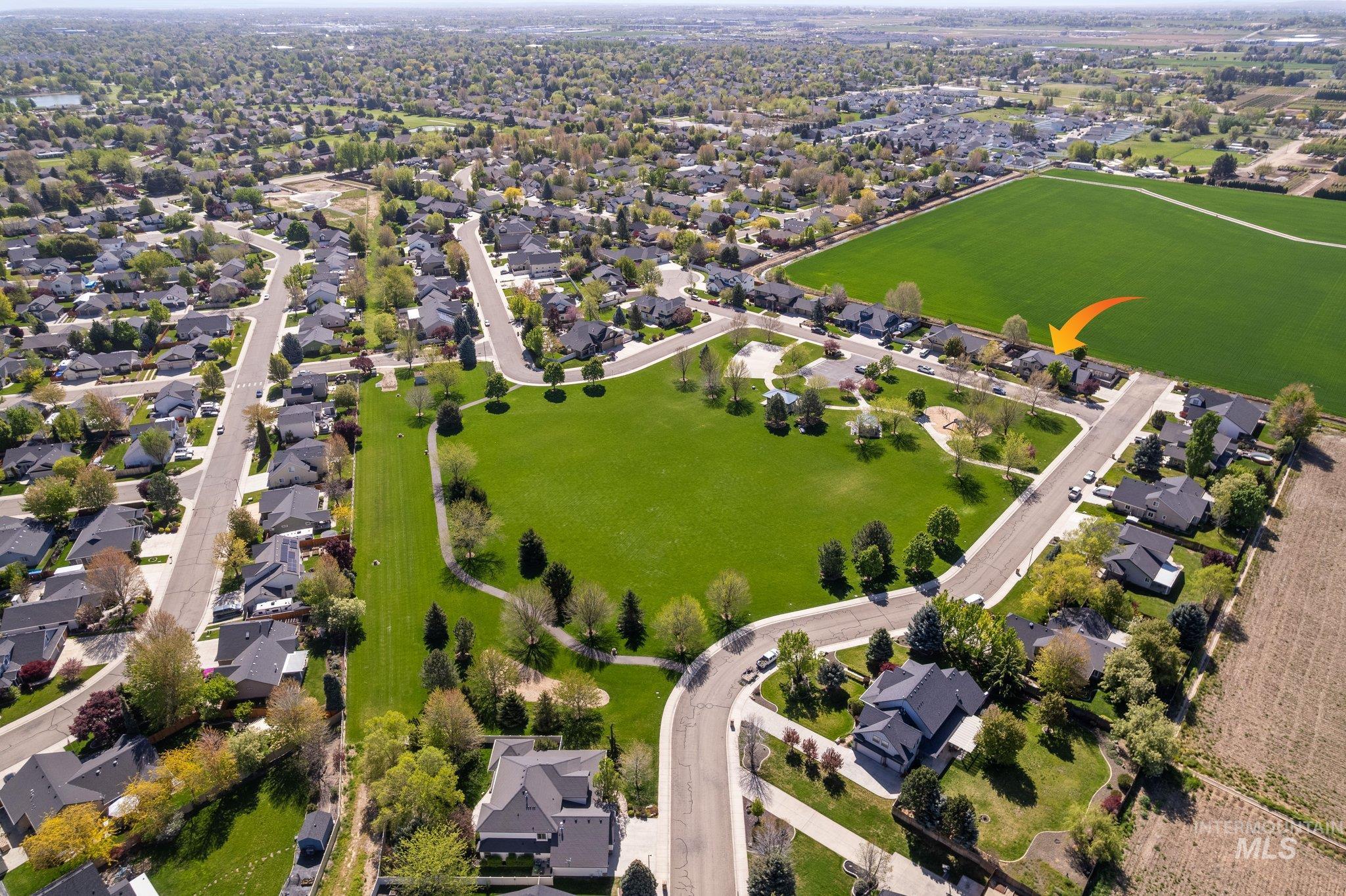 5375 W Ridgeside St, Meridian, Idaho 83646, 4 Bedrooms, 2.5 Bathrooms, Residential For Sale, Price $898,000, 98982268