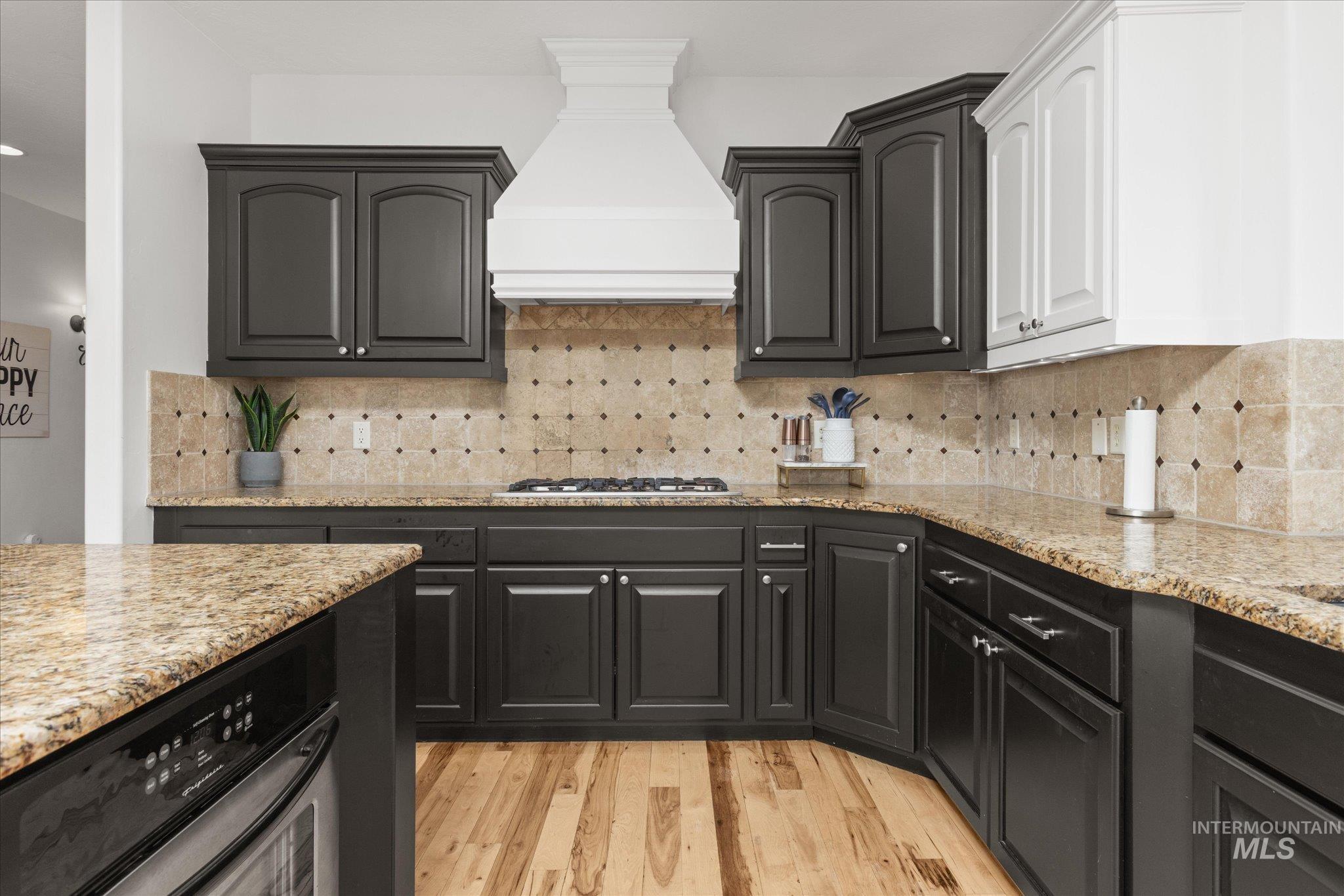 5375 W Ridgeside St, Meridian, Idaho 83646, 4 Bedrooms, 2.5 Bathrooms, Residential For Sale, Price $915,000, 98982268