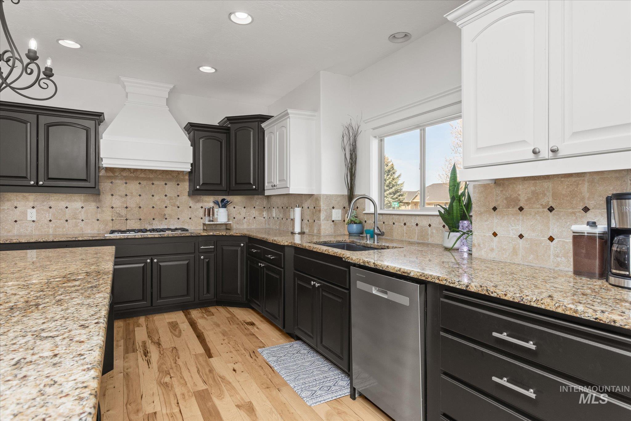 5375 W Ridgeside St, Meridian, Idaho 83646, 4 Bedrooms, 2.5 Bathrooms, Residential For Sale, Price $915,000, 98982268