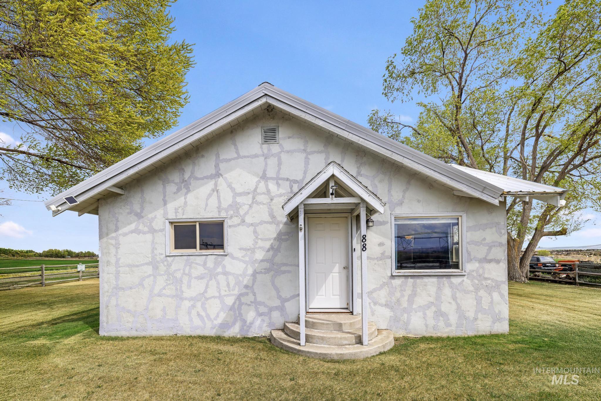 88 S 400 W, Jerome, Idaho 83338, 2 Bedrooms, 1 Bathroom, Residential For Sale, Price $299,000, 98982269