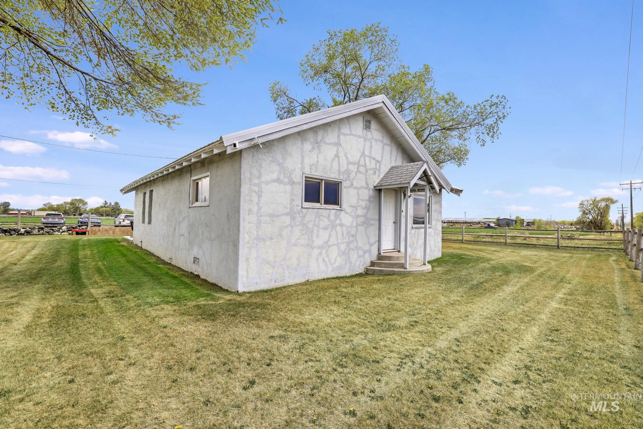 88 S 400 W, Jerome, Idaho 83338, 2 Bedrooms, 1 Bathroom, Residential For Sale, Price $299,000, 98982269