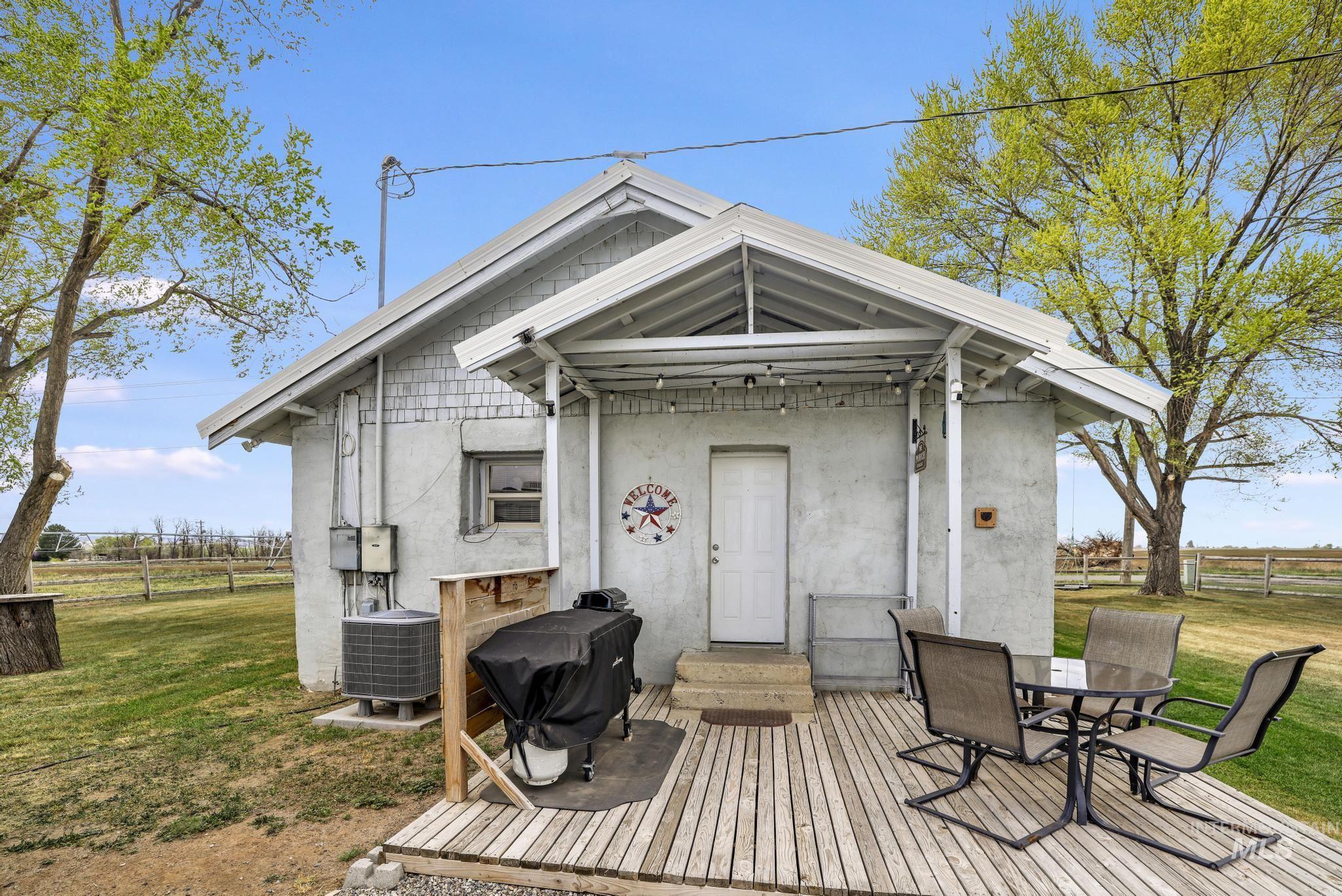 88 S 400 W, Jerome, Idaho 83338, 2 Bedrooms, 1 Bathroom, Residential For Sale, Price $299,000, 98982269