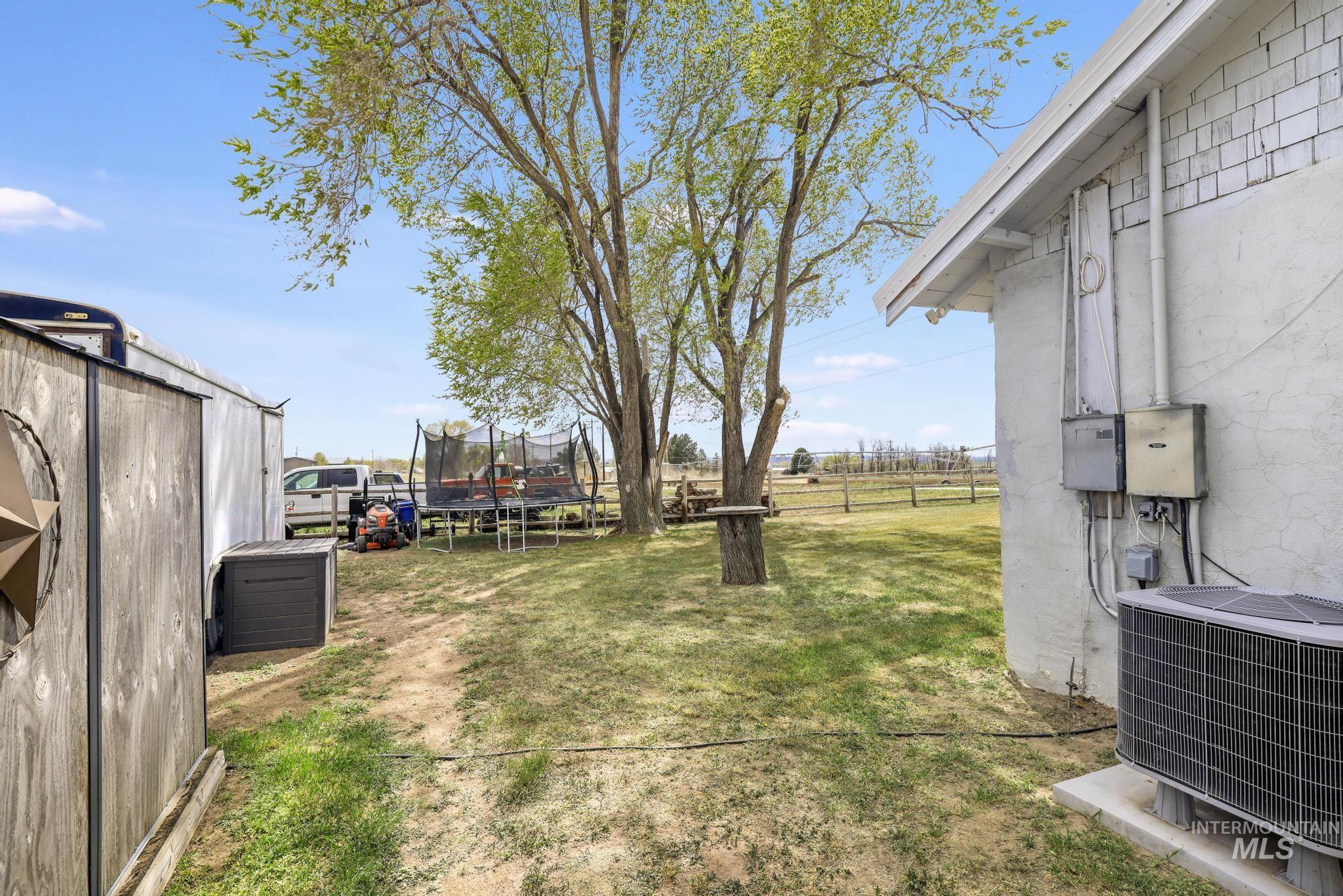 88 S 400 W, Jerome, Idaho 83338, 2 Bedrooms, 1 Bathroom, Residential For Sale, Price $299,000, 98982269