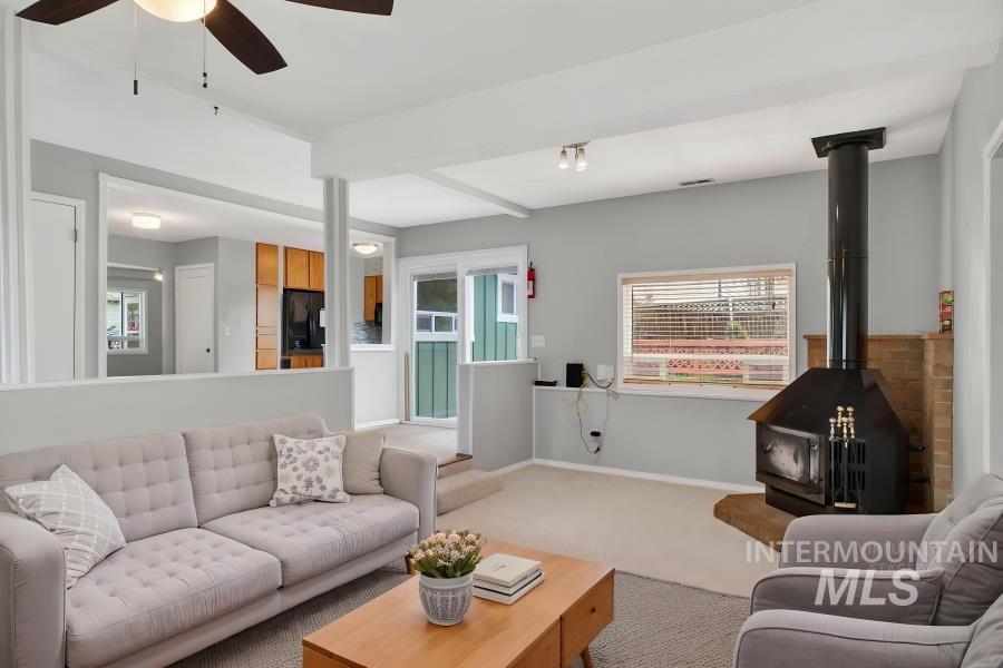 104 N Blaine St., Moscow, Idaho 83843, 4 Bedrooms, 2 Bathrooms, Residential For Sale, Price $447,500, 98982270