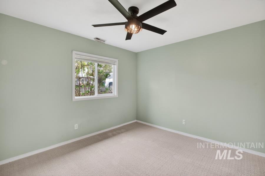 104 N Blaine St., Moscow, Idaho 83843, 4 Bedrooms, 2 Bathrooms, Residential For Sale, Price $447,500, 98982270