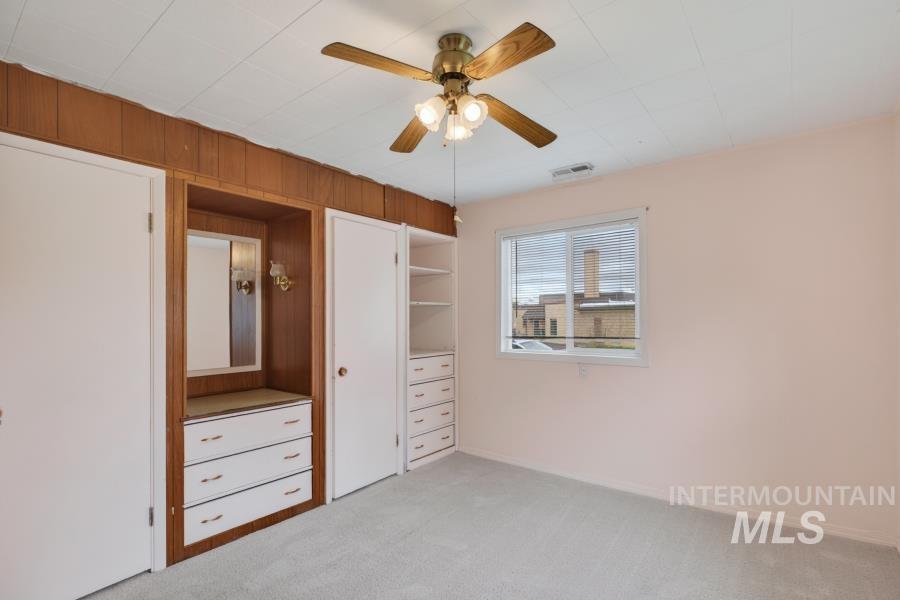 104 N Blaine St., Moscow, Idaho 83843, 4 Bedrooms, 2 Bathrooms, Residential For Sale, Price $447,500, 98982270