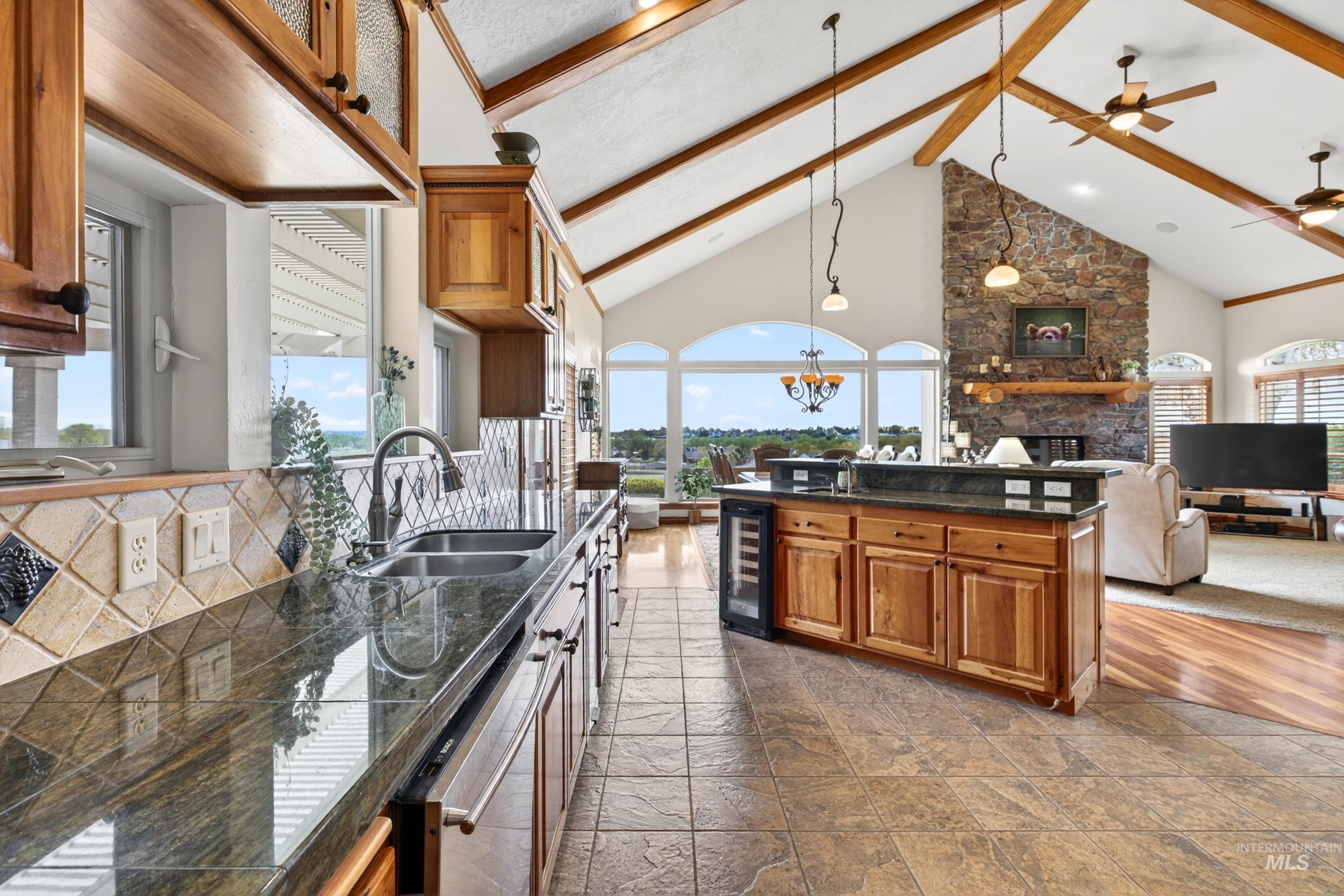 9810 Grand Teton Trail, Middleton, Idaho 83644, 4 Bedrooms, 4 Bathrooms, Residential For Sale, Price $1,395,000, 98982271