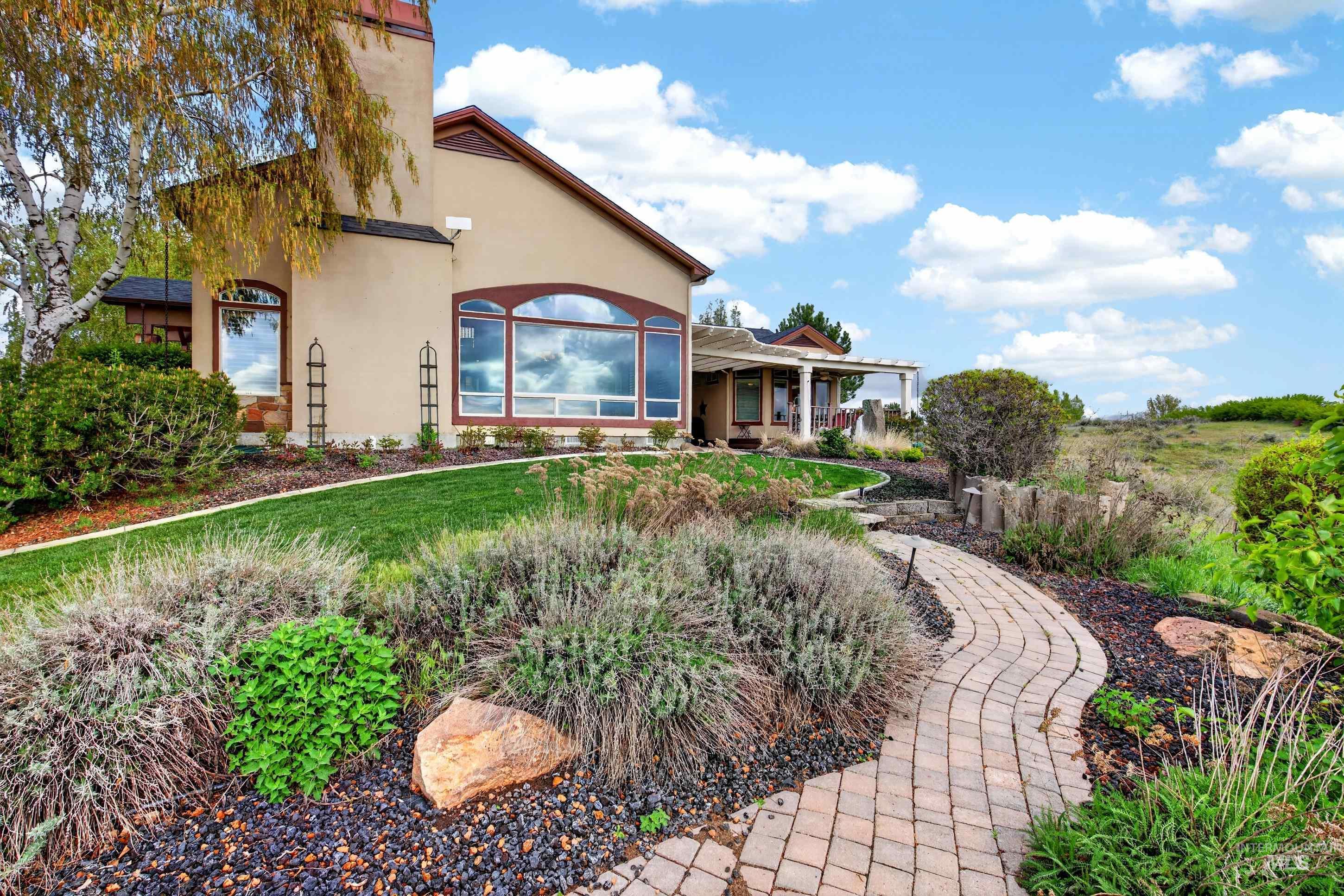 9810 Grand Teton Trail, Middleton, Idaho 83644, 4 Bedrooms, 4 Bathrooms, Residential For Sale, Price $1,450,000, 98982271