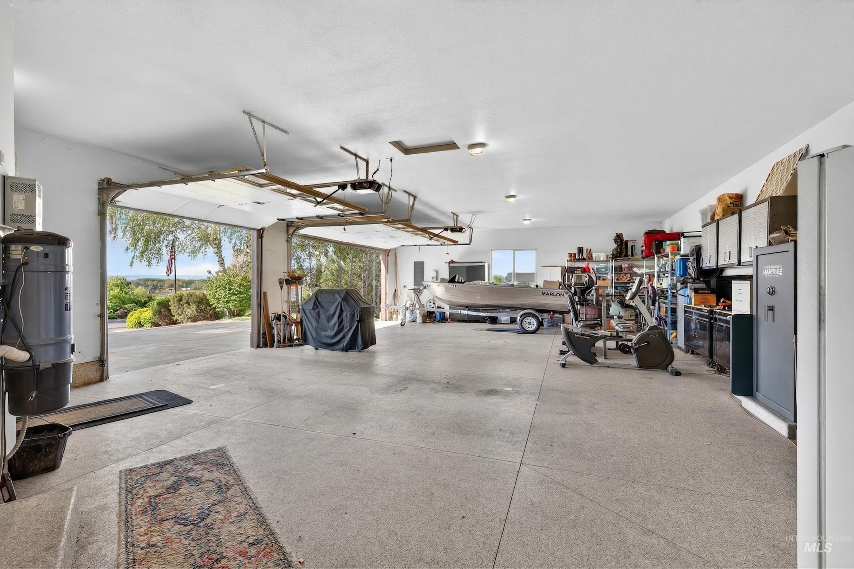 9810 Grand Teton Trail, Middleton, Idaho 83644, 4 Bedrooms, 4 Bathrooms, Residential For Sale, Price $1,450,000, 98982271