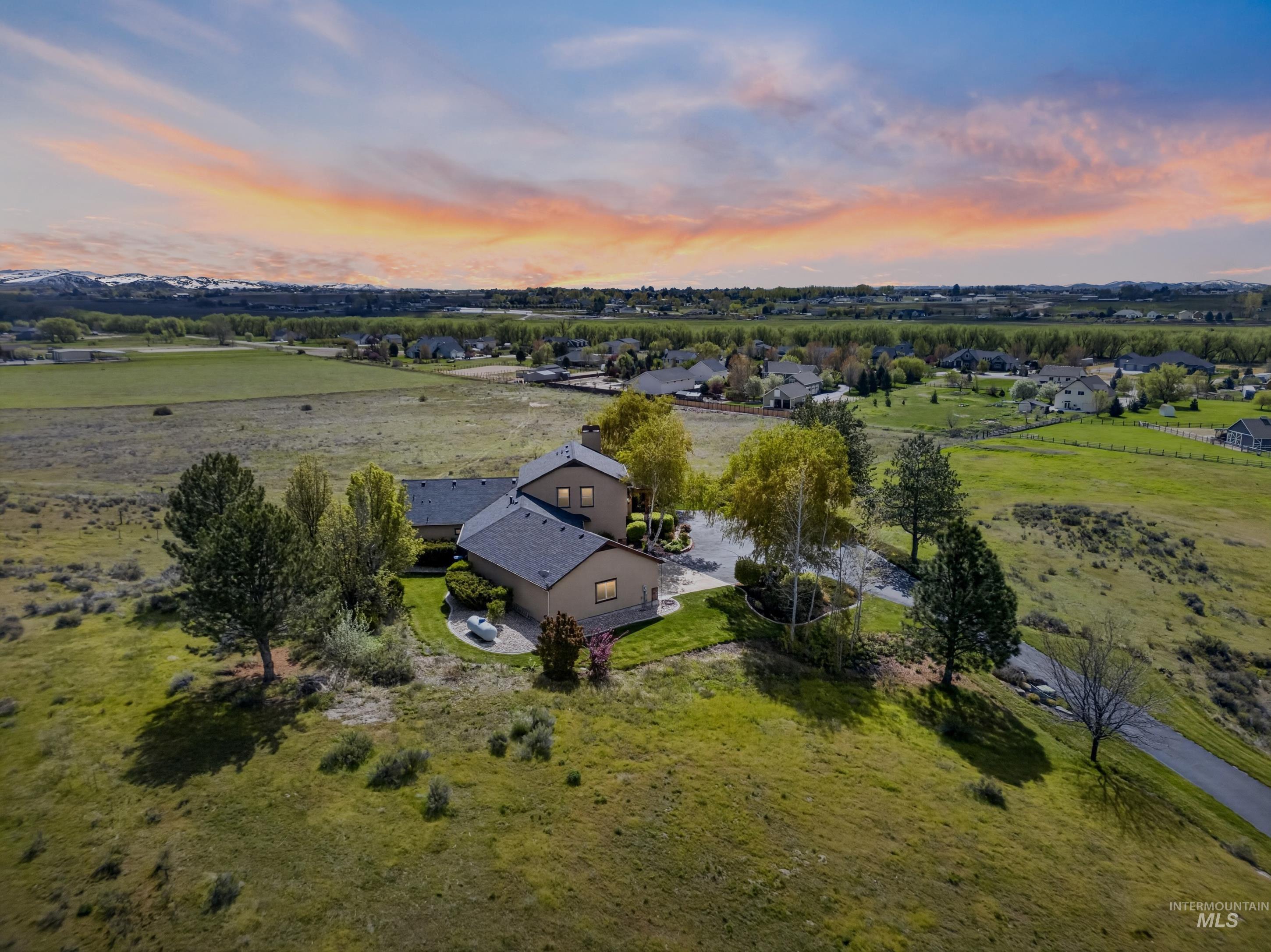 9810 Grand Teton Trail, Middleton, Idaho 83644, 4 Bedrooms, 4 Bathrooms, Residential For Sale, Price $1,450,000, 98982271