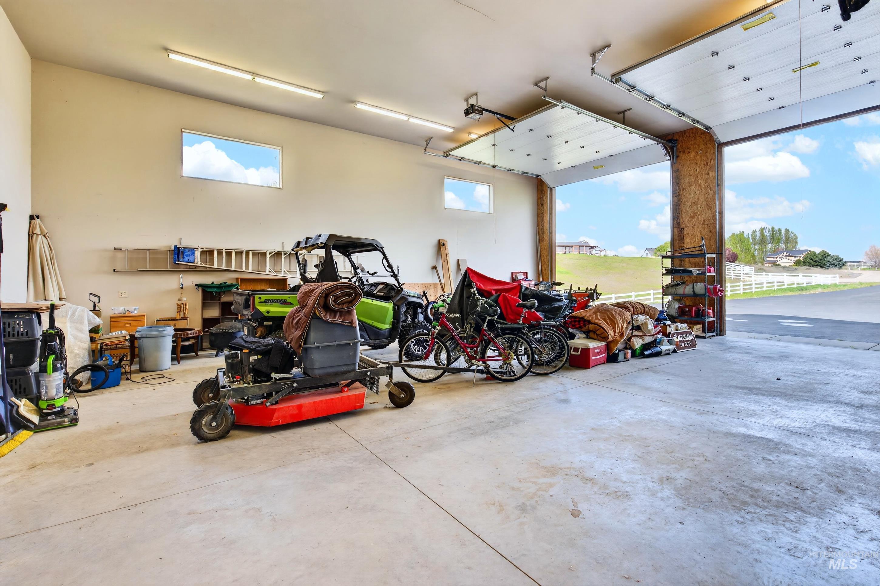 9810 Grand Teton Trail, Middleton, Idaho 83644, 4 Bedrooms, 4 Bathrooms, Residential For Sale, Price $1,395,000, 98982271