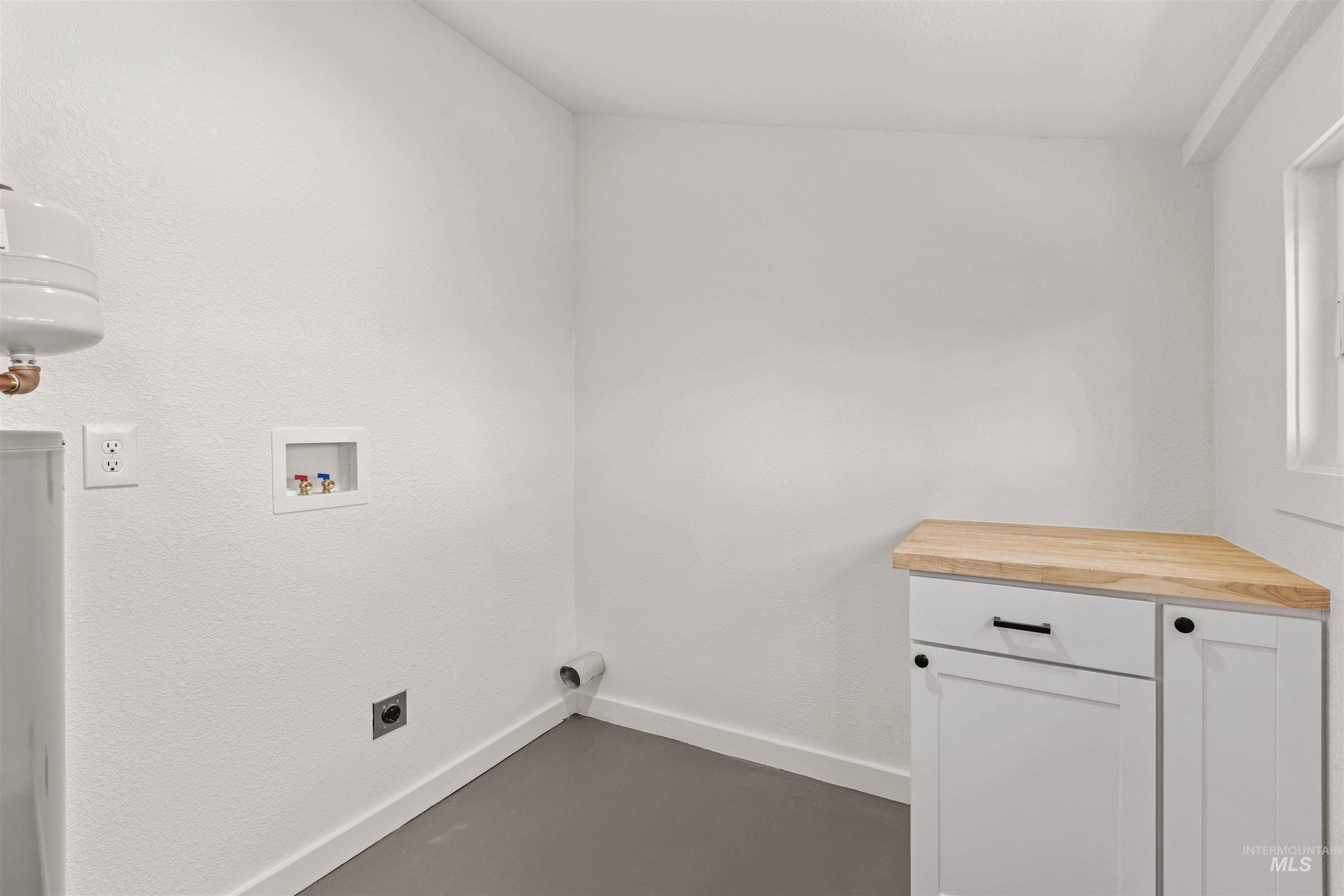 145 2nd St, Grand View, Idaho 83624, 1 Bedroom, 1 Bathroom, Residential For Sale, Price $175,000,MLS 98982272