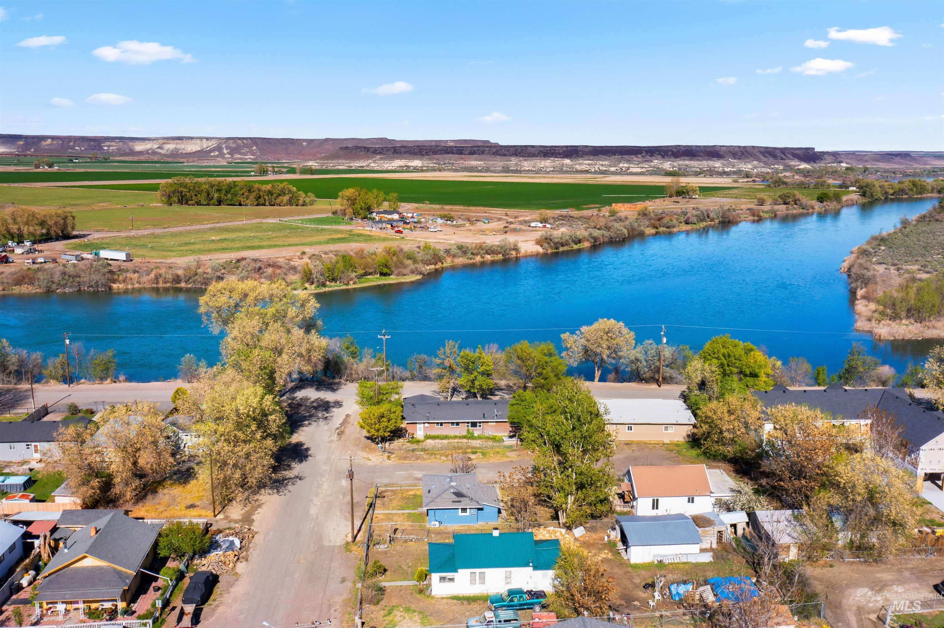 145 2nd St, Grand View, Idaho 83624, 1 Bedroom, 1 Bathroom, Residential For Sale, Price $175,000,MLS 98982272