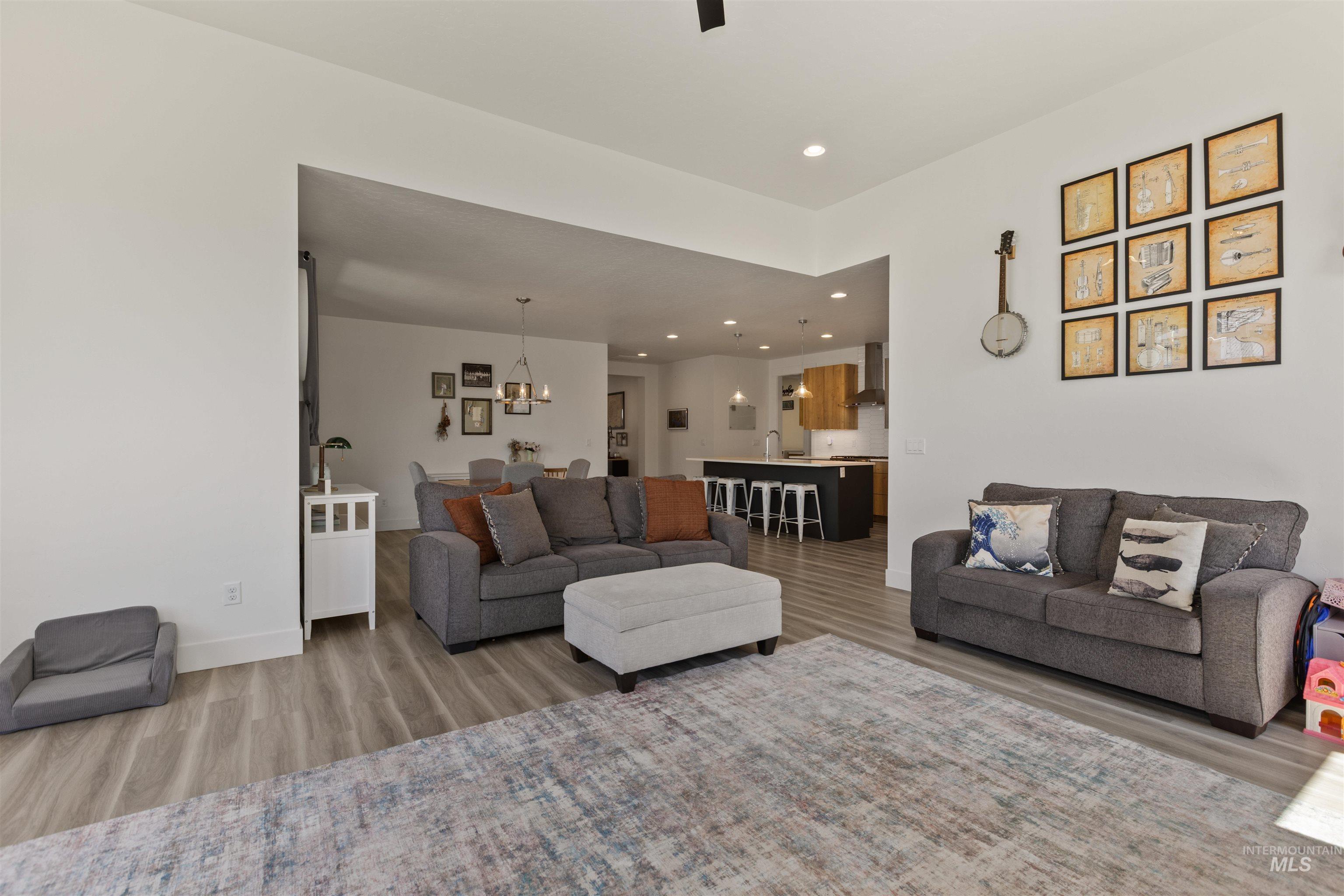 2589 E Jonagold Ct, Emmett, Idaho 83617, 4 Bedrooms, 2 Bathrooms, Residential For Sale, Price $575,000,MLS 98982274