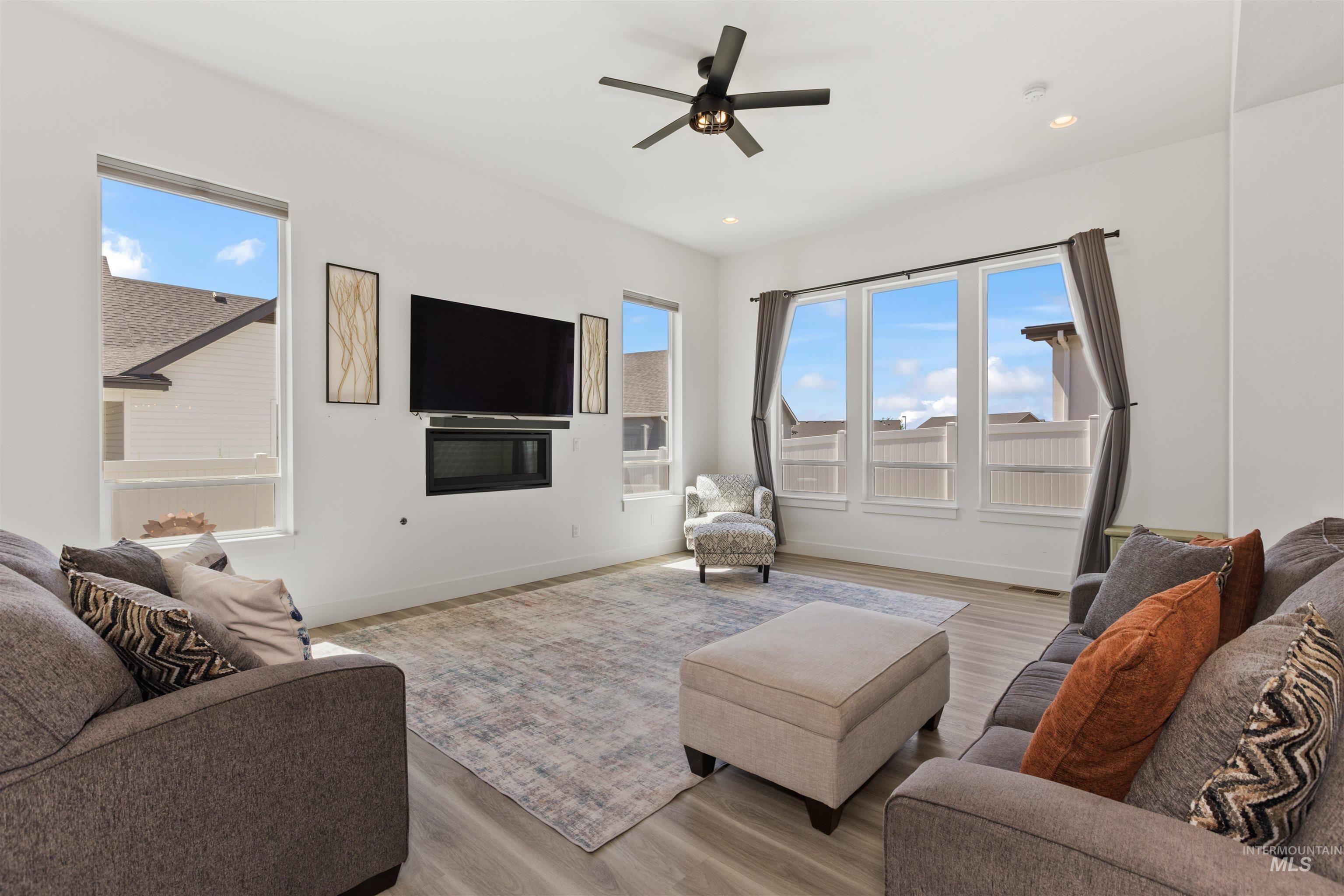 2589 E Jonagold Ct, Emmett, Idaho 83617, 4 Bedrooms, 2 Bathrooms, Residential For Sale, Price $575,000,MLS 98982274