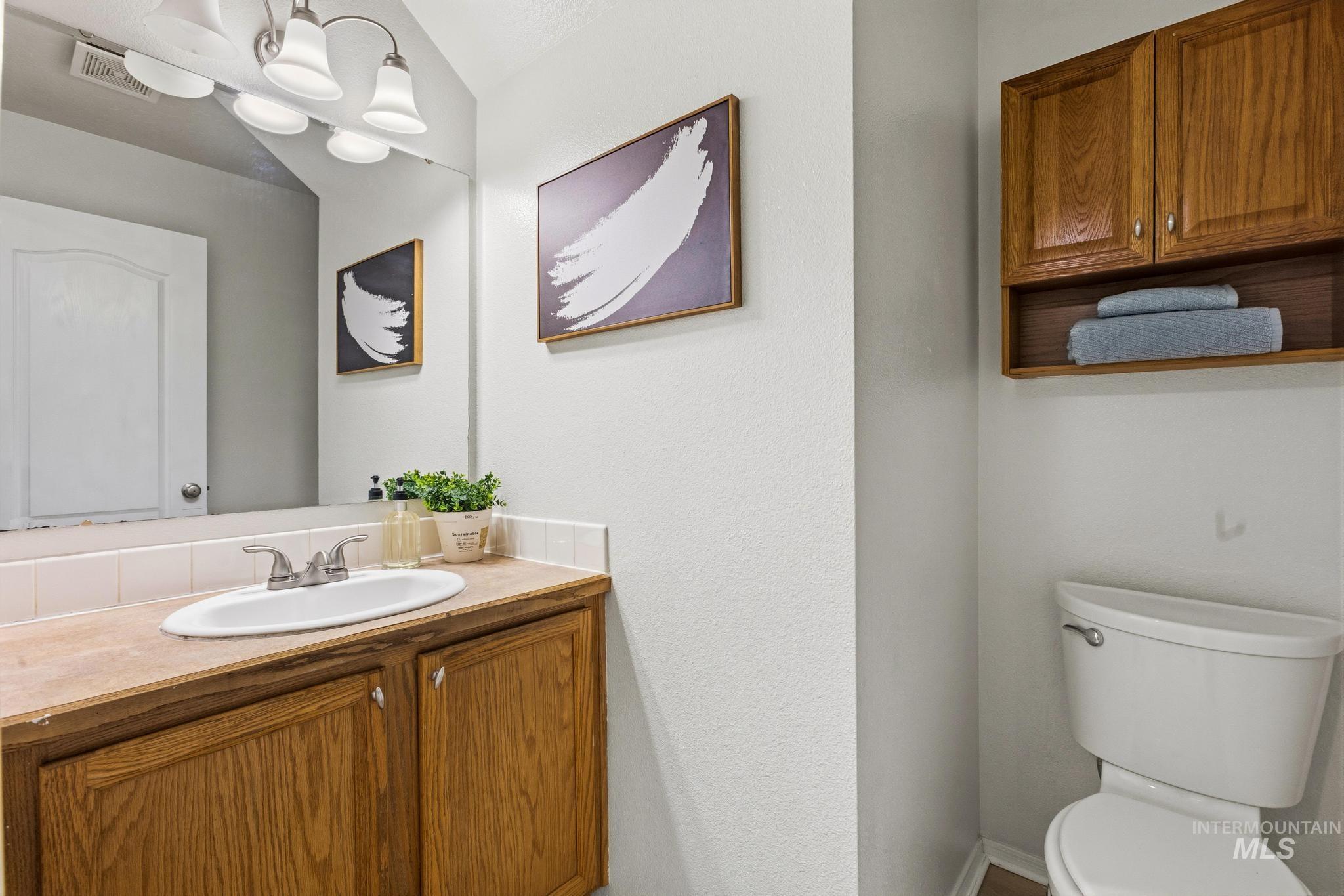 3139 W Pudu Ct, Meridian, Idaho 83646, 4 Bedrooms, 2.5 Bathrooms, Residential For Sale, Price $439,000,MLS 98982278