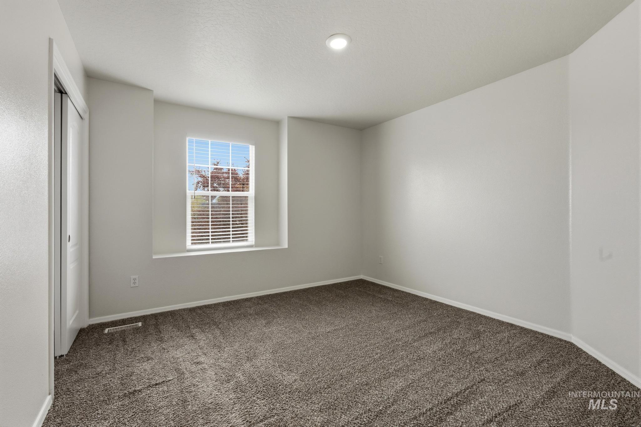 3139 W Pudu Ct, Meridian, Idaho 83646, 4 Bedrooms, 2.5 Bathrooms, Residential For Sale, Price $439,000,MLS 98982278