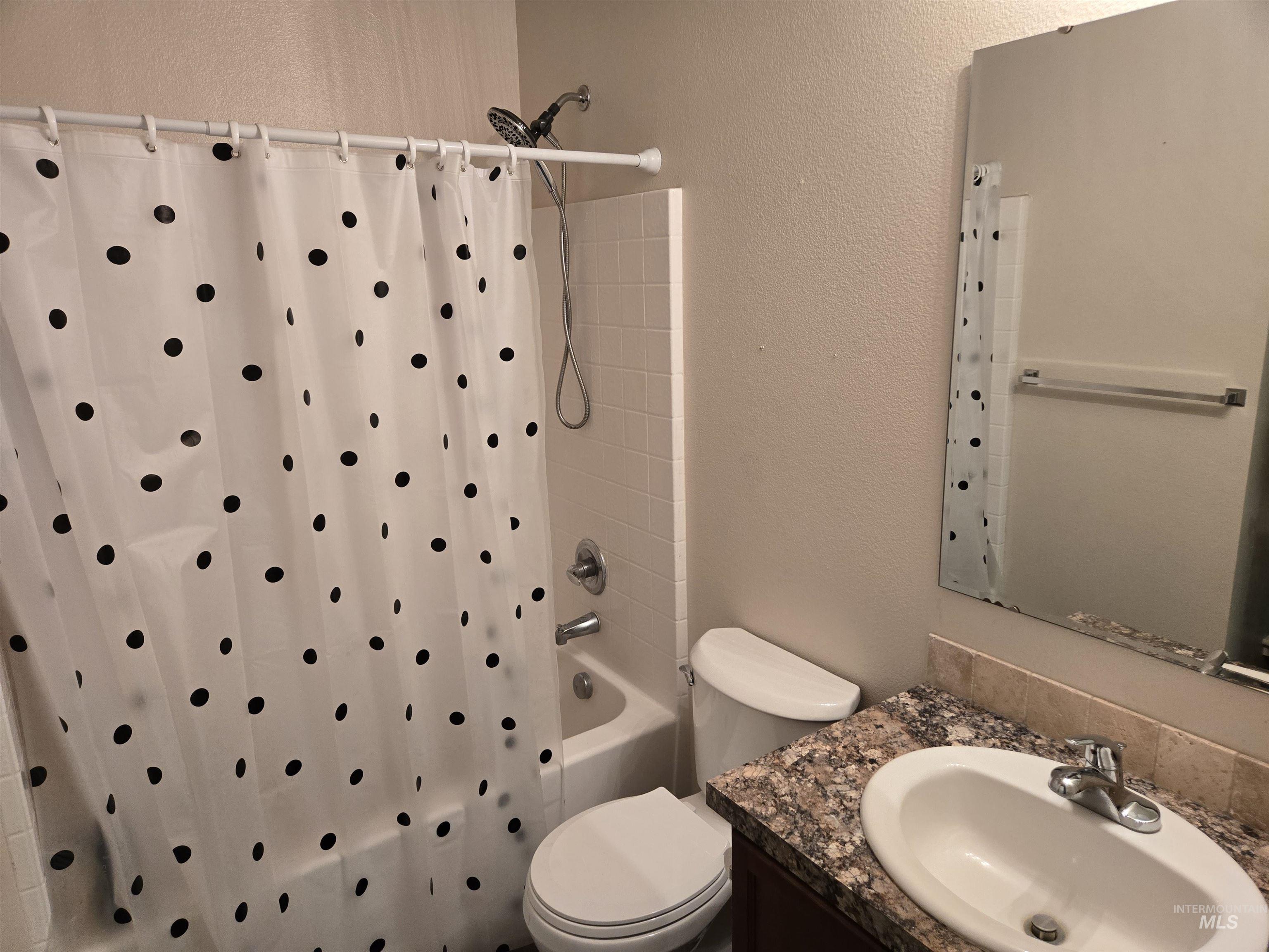 541 W Allspice St., Kuna, Idaho 83634, 3 Bedrooms, 2 Bathrooms, Residential For Sale, Price $448,900,MLS 98982279