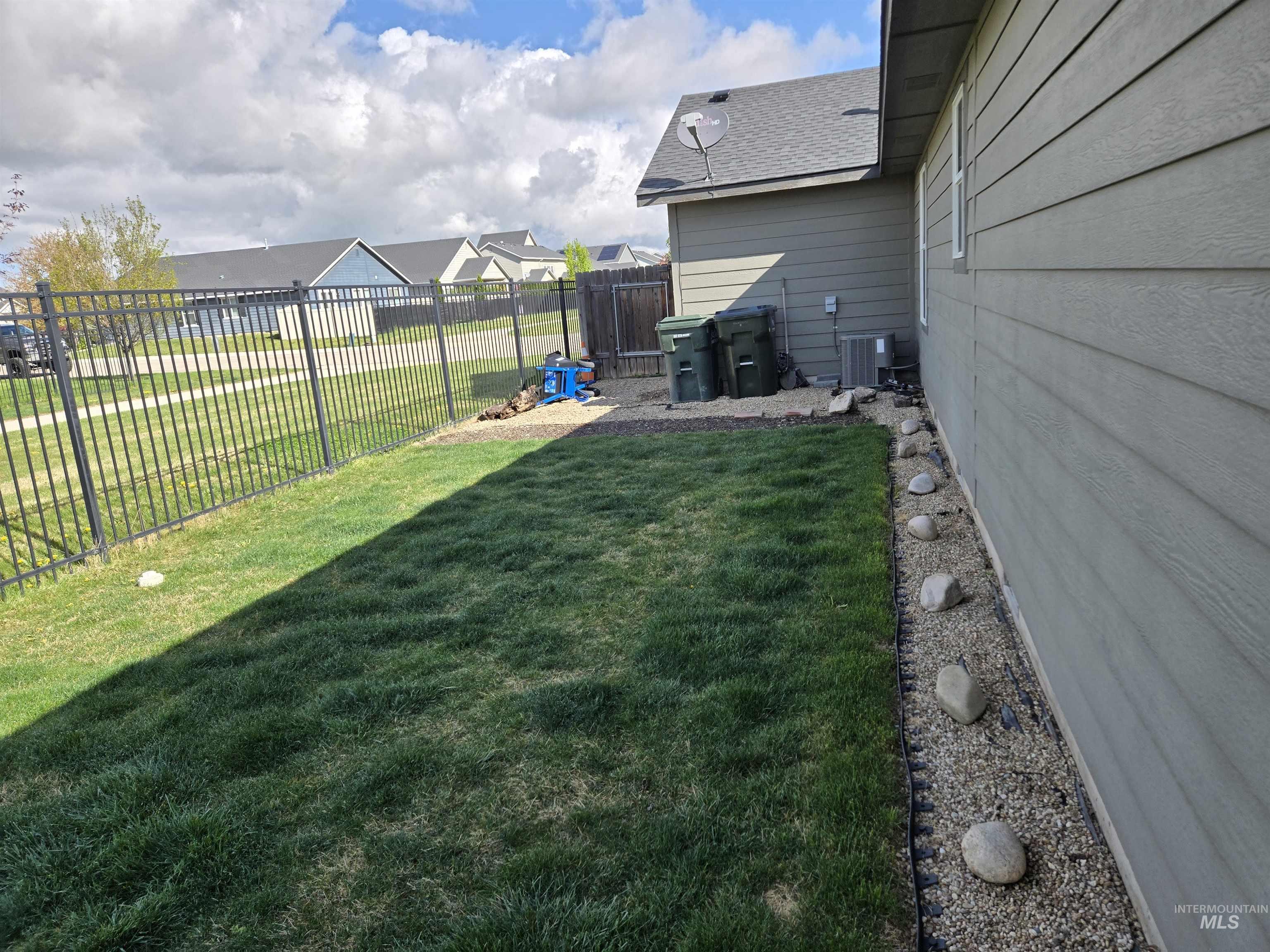 541 W Allspice St., Kuna, Idaho 83634, 3 Bedrooms, 2 Bathrooms, Residential For Sale, Price $448,900,MLS 98982279