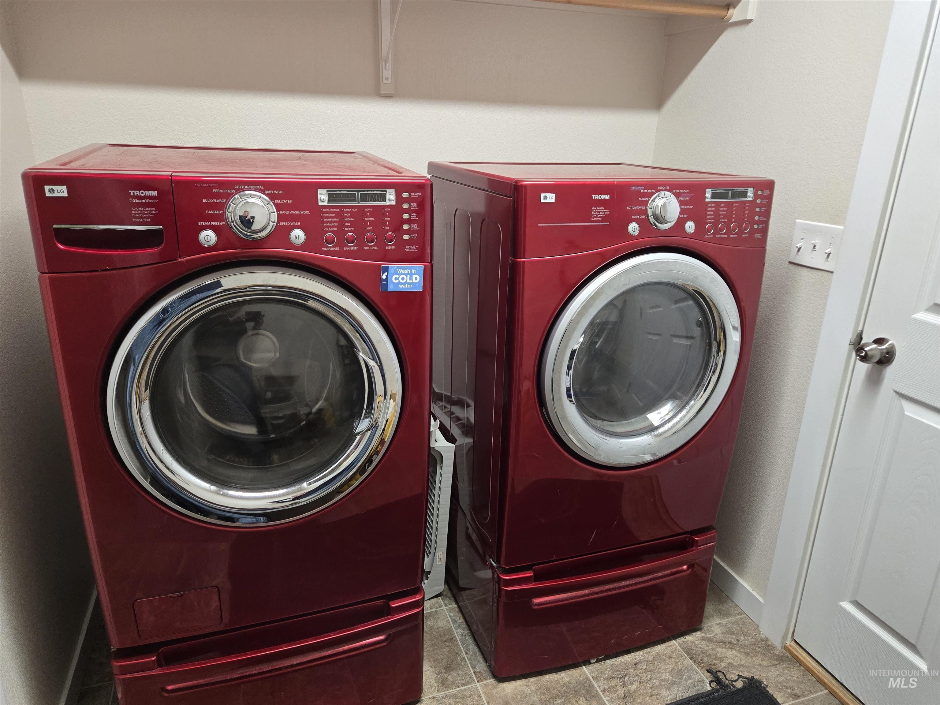 541 W Allspice St., Kuna, Idaho 83634, 3 Bedrooms, 2 Bathrooms, Residential For Sale, Price $448,900,MLS 98982279