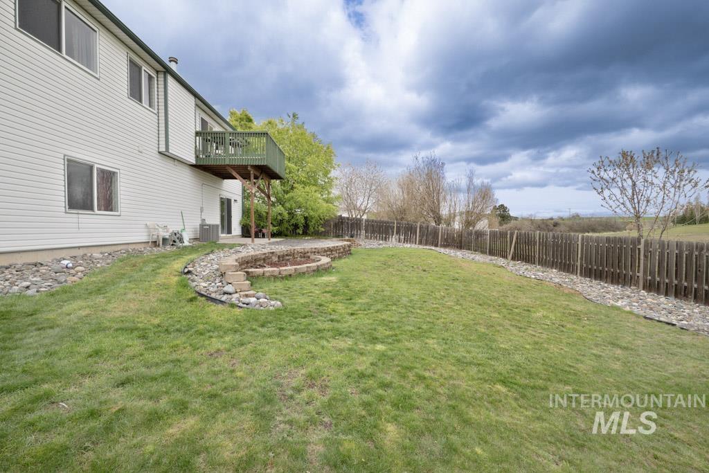 306 Gambels Lane, Moscow, Idaho 83843, 4 Bedrooms, 2 Bathrooms, Residential For Sale, Price $485,000, 98982280