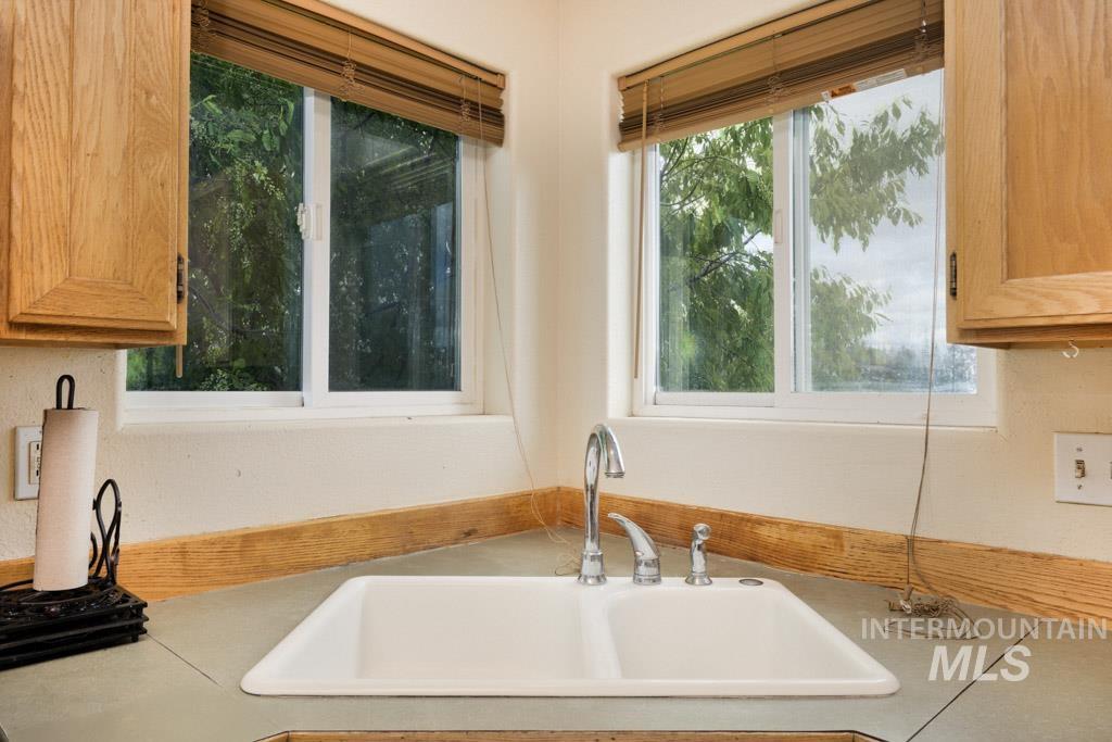 306 Gambels Lane, Moscow, Idaho 83843, 4 Bedrooms, 2 Bathrooms, Residential For Sale, Price $475,000,MLS 98982280