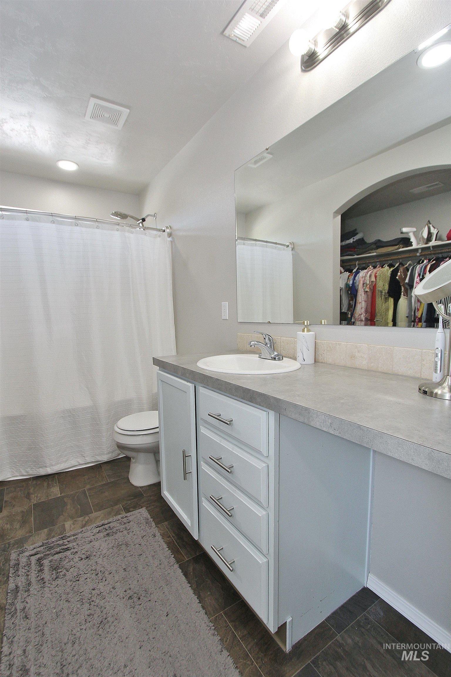 11149 W Bodie River Loop, Nampa, Idaho 83686, 3 Bedrooms, 2.5 Bathrooms, Residential For Sale, Price $420,000, 98982282