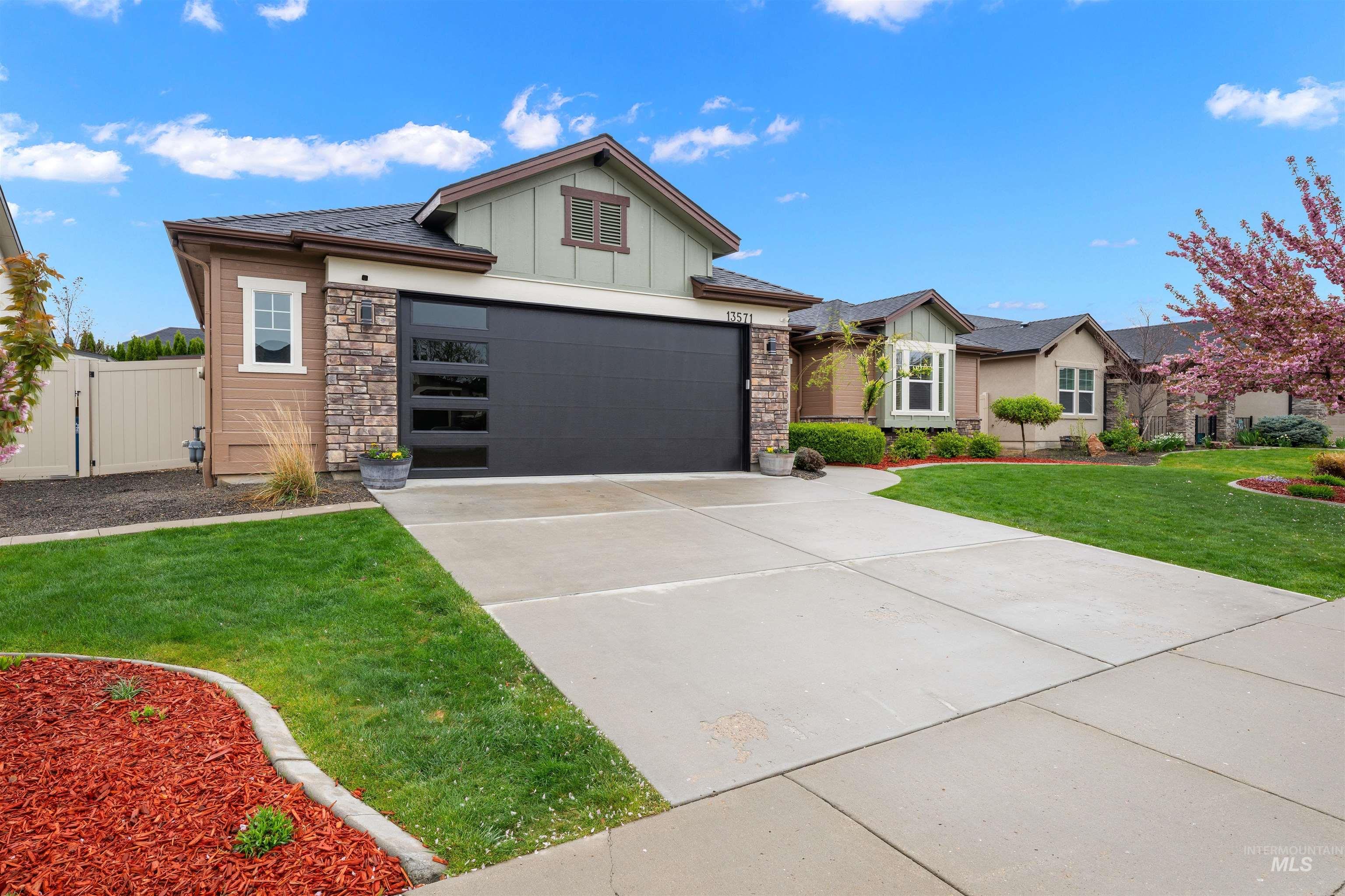 13571 Signorello St, Caldwell, Idaho 83607, 3 Bedrooms, 2 Bathrooms, Residential For Sale, Price $495,000, 98982283