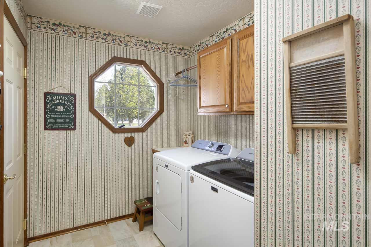 3427 Braden Lane, Nampa, Idaho 83686, 3 Bedrooms, 2 Bathrooms, Residential For Sale, Price $500,000,MLS 98982284