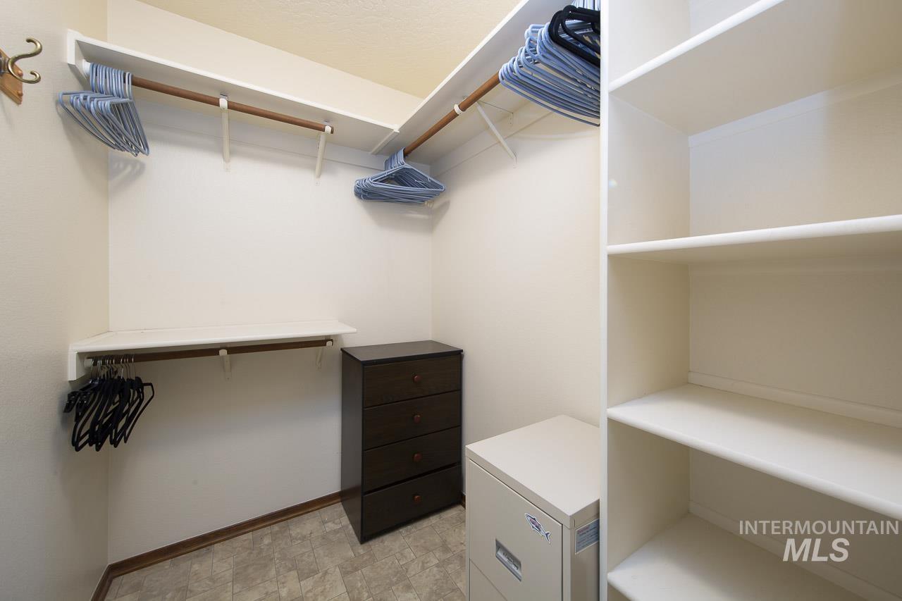 3427 Braden Lane, Nampa, Idaho 83686, 3 Bedrooms, 2 Bathrooms, Residential For Sale, Price $500,000,MLS 98982284