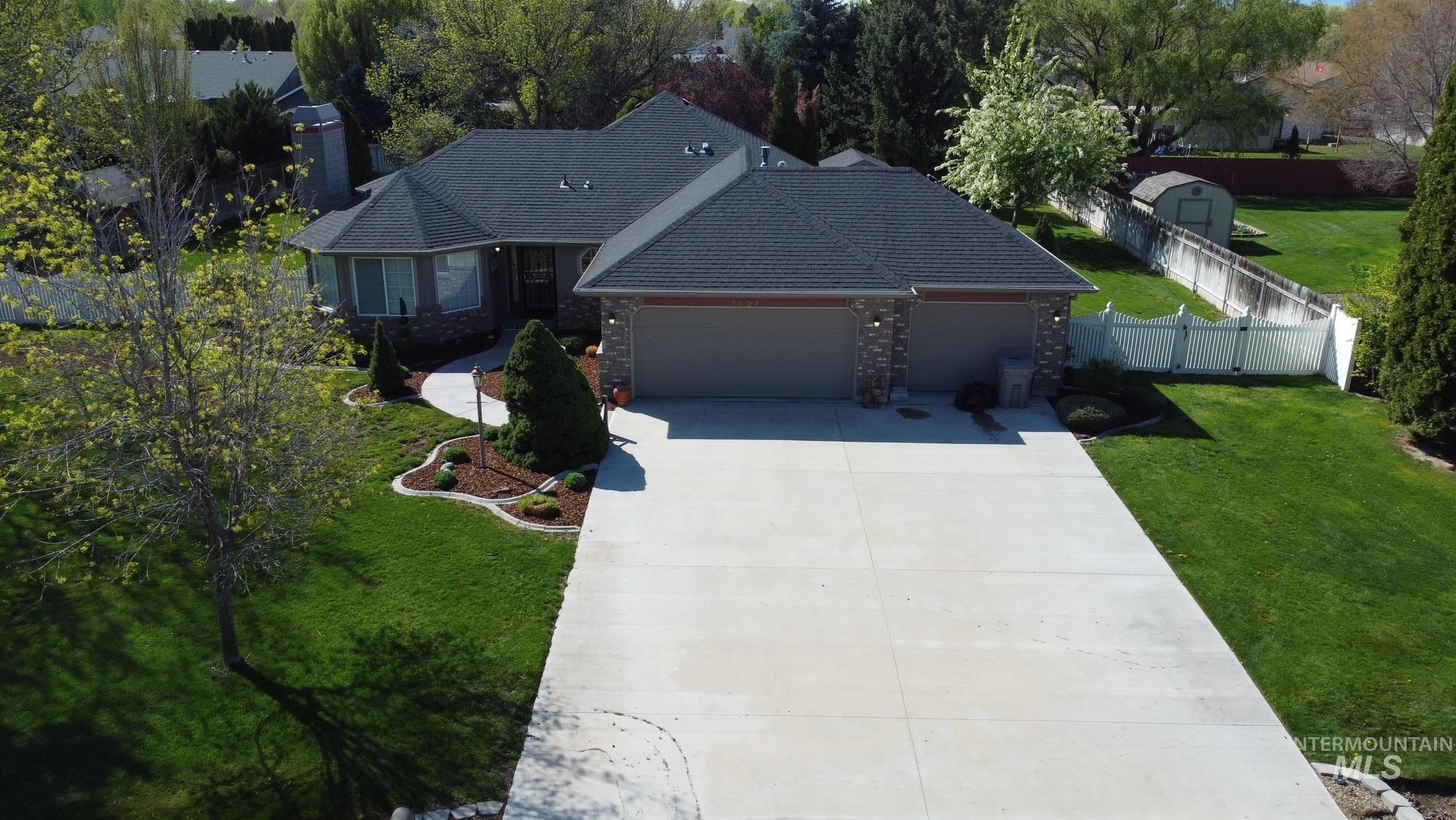 3427 Braden Lane, Nampa, Idaho 83686, 3 Bedrooms, 2 Bathrooms, Residential For Sale, Price $500,000,MLS 98982284