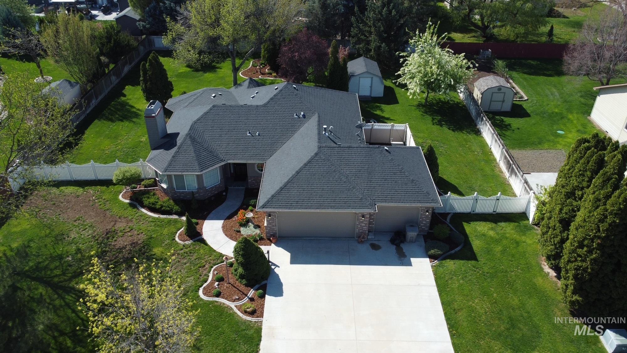 3427 Braden Lane, Nampa, Idaho 83686, 3 Bedrooms, 2 Bathrooms, Residential For Sale, Price $500,000,MLS 98982284