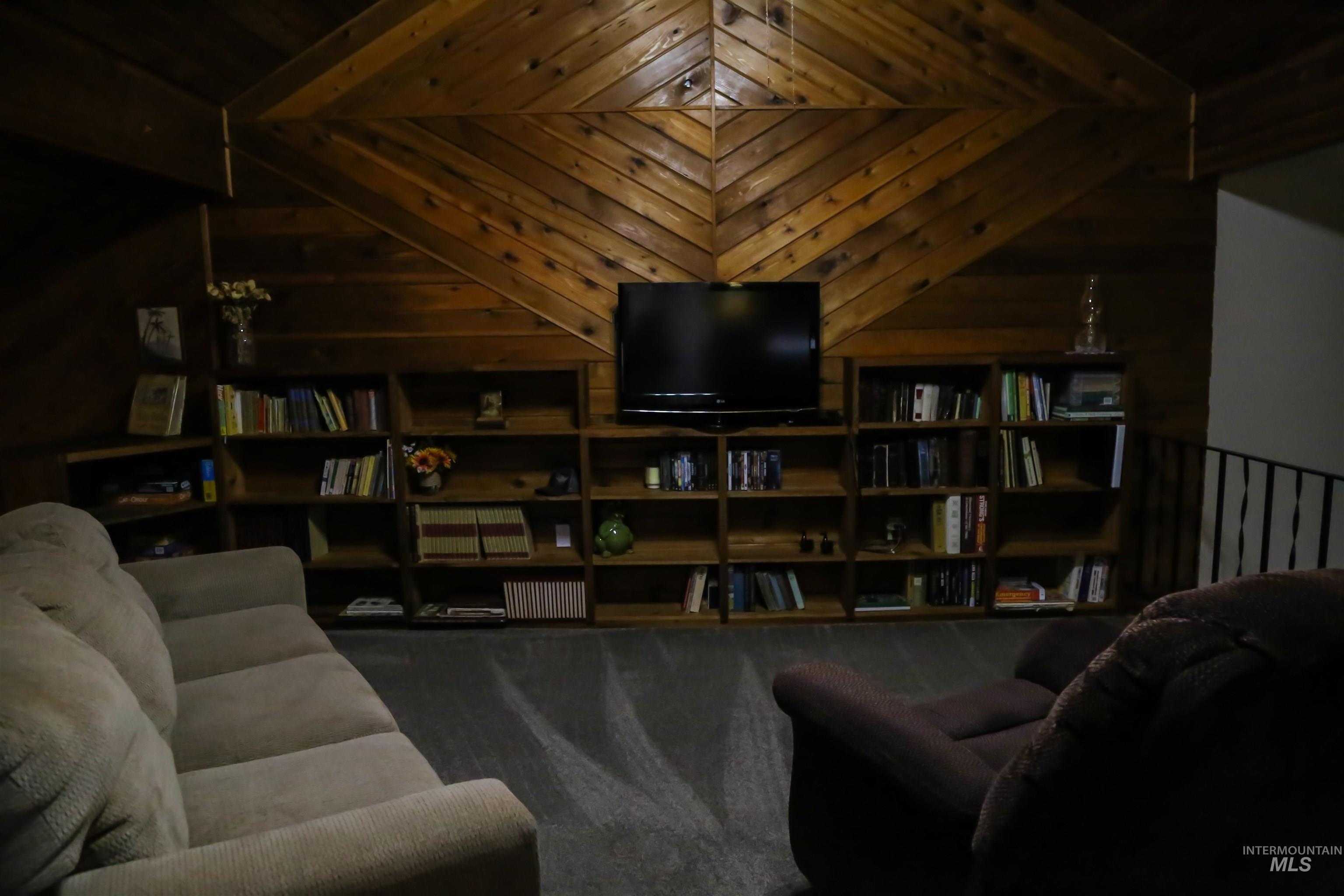 2060 Missman Road, Council, Idaho 83612, 4 Bedrooms, 3 Bathrooms, Residential For Sale, Price $715,000,MLS 98982286