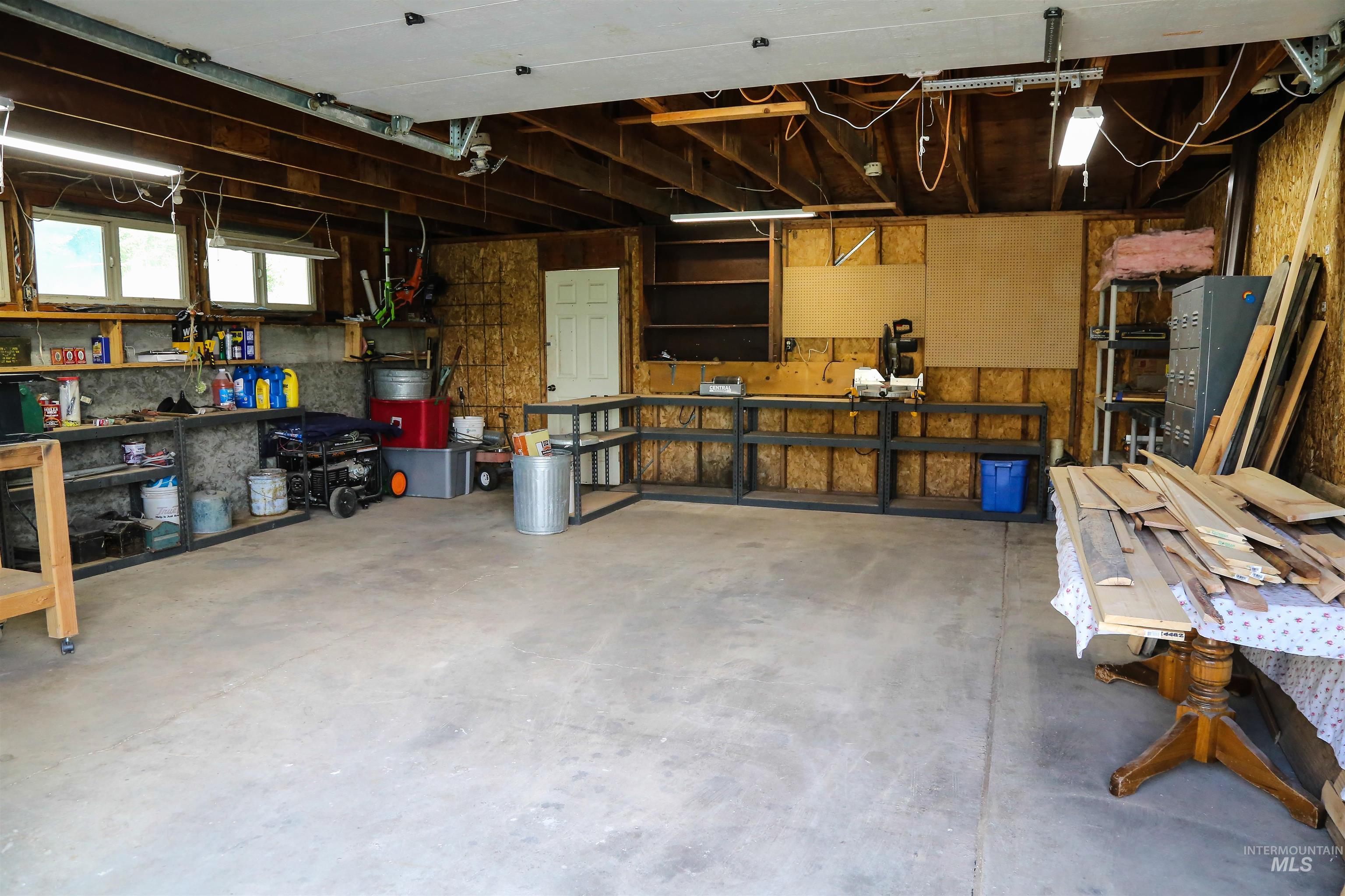 2060 Missman Road, Council, Idaho 83612, 4 Bedrooms, 3 Bathrooms, Residential For Sale, Price $715,000,MLS 98982286