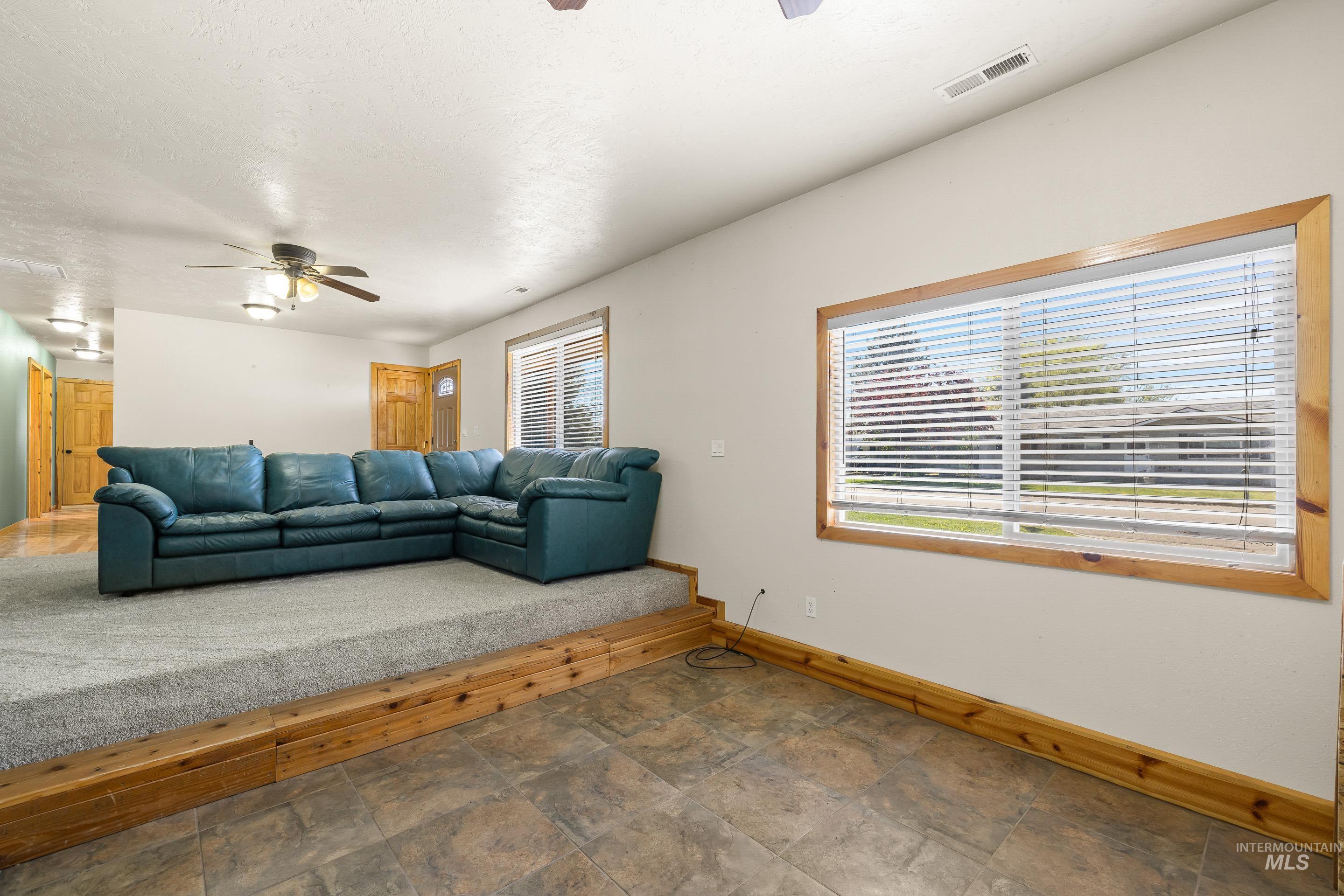 118 Linden St, New Plymouth, Idaho 83655, 3 Bedrooms, 1 Bathroom, Residential For Sale, Price $350,000,MLS 98982289