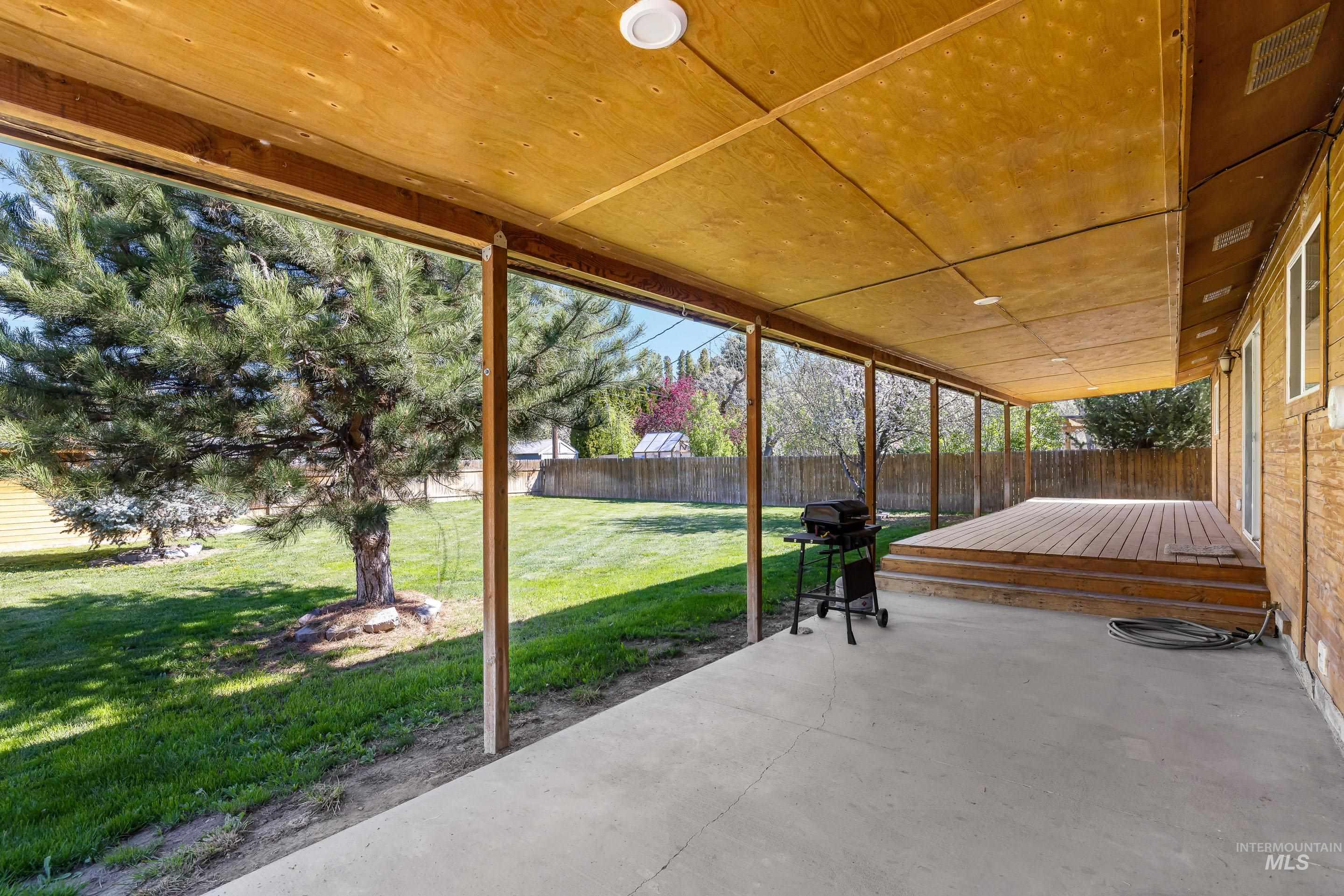 118 Linden St, New Plymouth, Idaho 83655, 3 Bedrooms, 1 Bathroom, Residential For Sale, Price $350,000,MLS 98982289