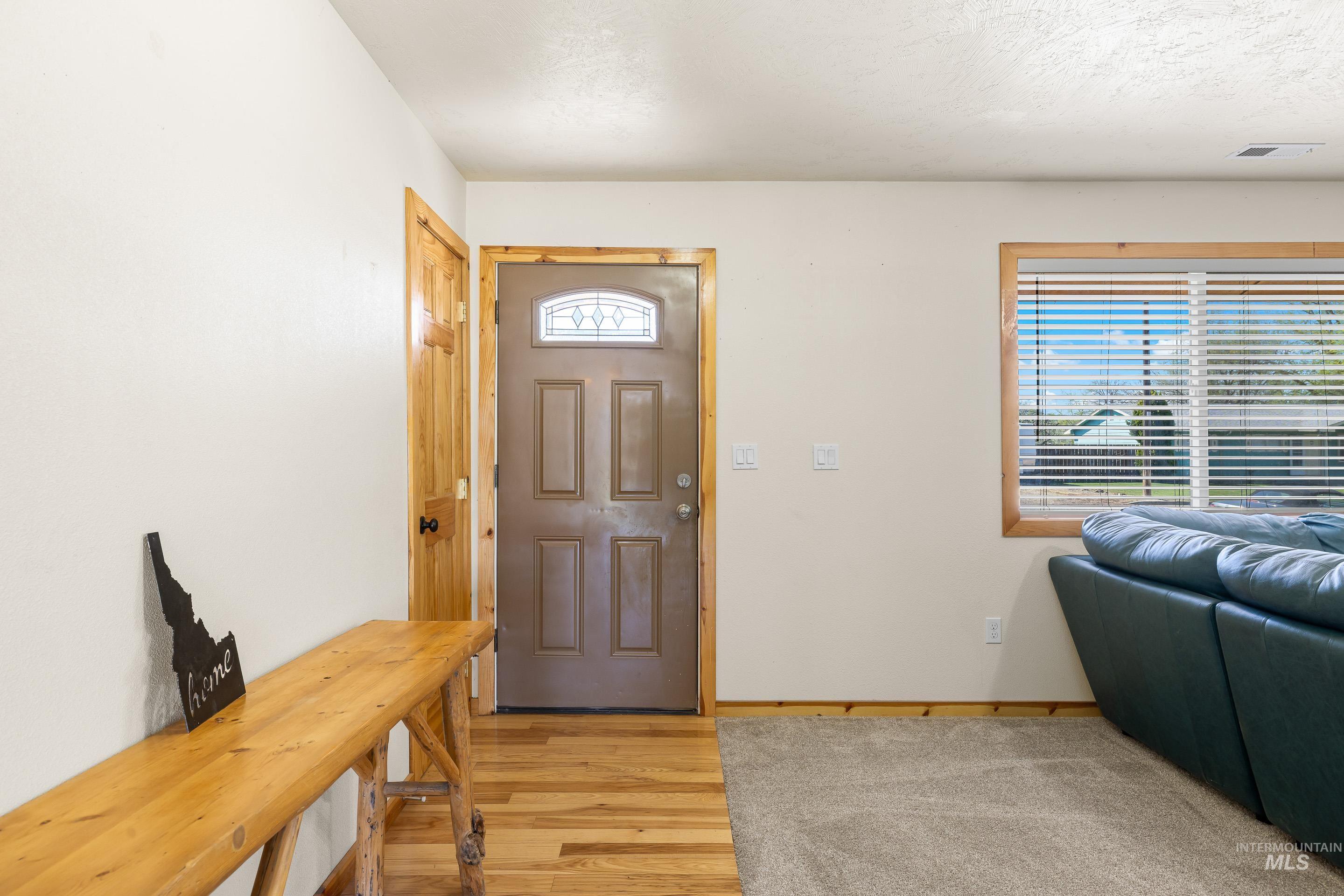 118 Linden St, New Plymouth, Idaho 83655, 3 Bedrooms, 1 Bathroom, Residential For Sale, Price $350,000,MLS 98982289